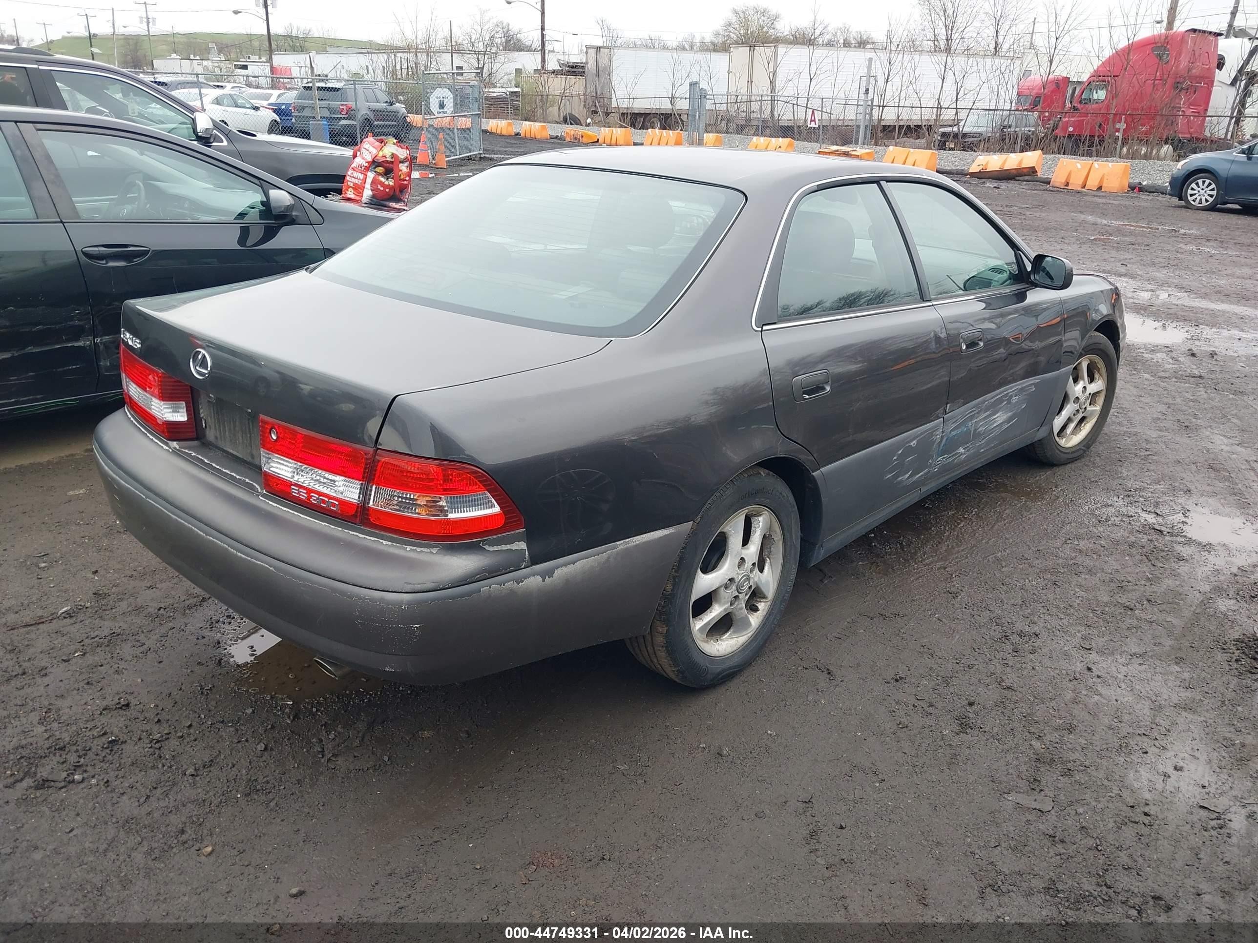 2000 Lexus Es 300   Gray vin: JT8BF28G4Y0273974