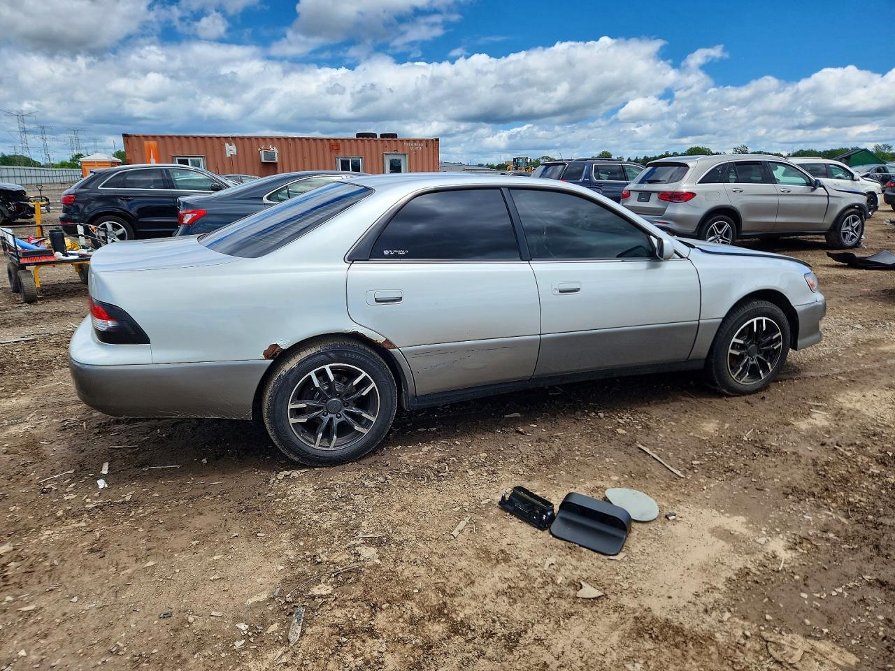2001 Lexus Es 300 Silver vin: JT8BF28G510297464