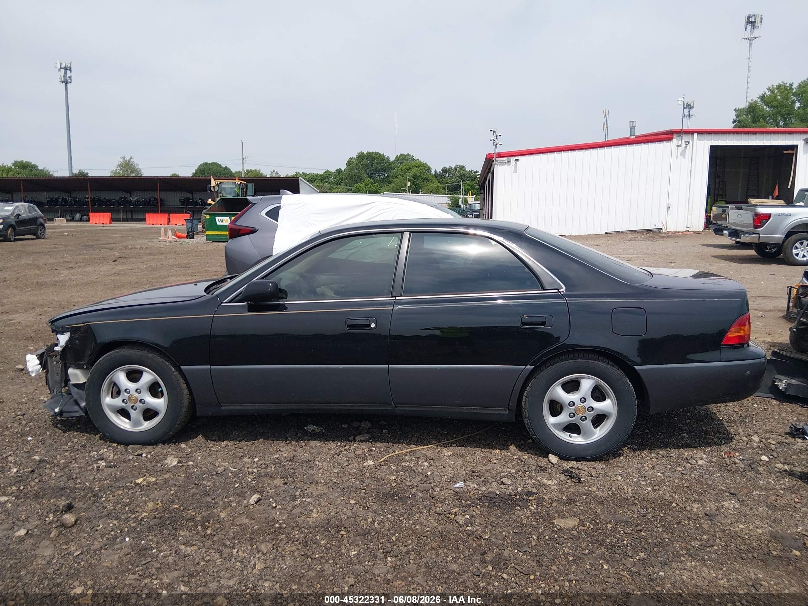 1998 Lexus Es 300   Black vin: JT8BF28G5W5021473