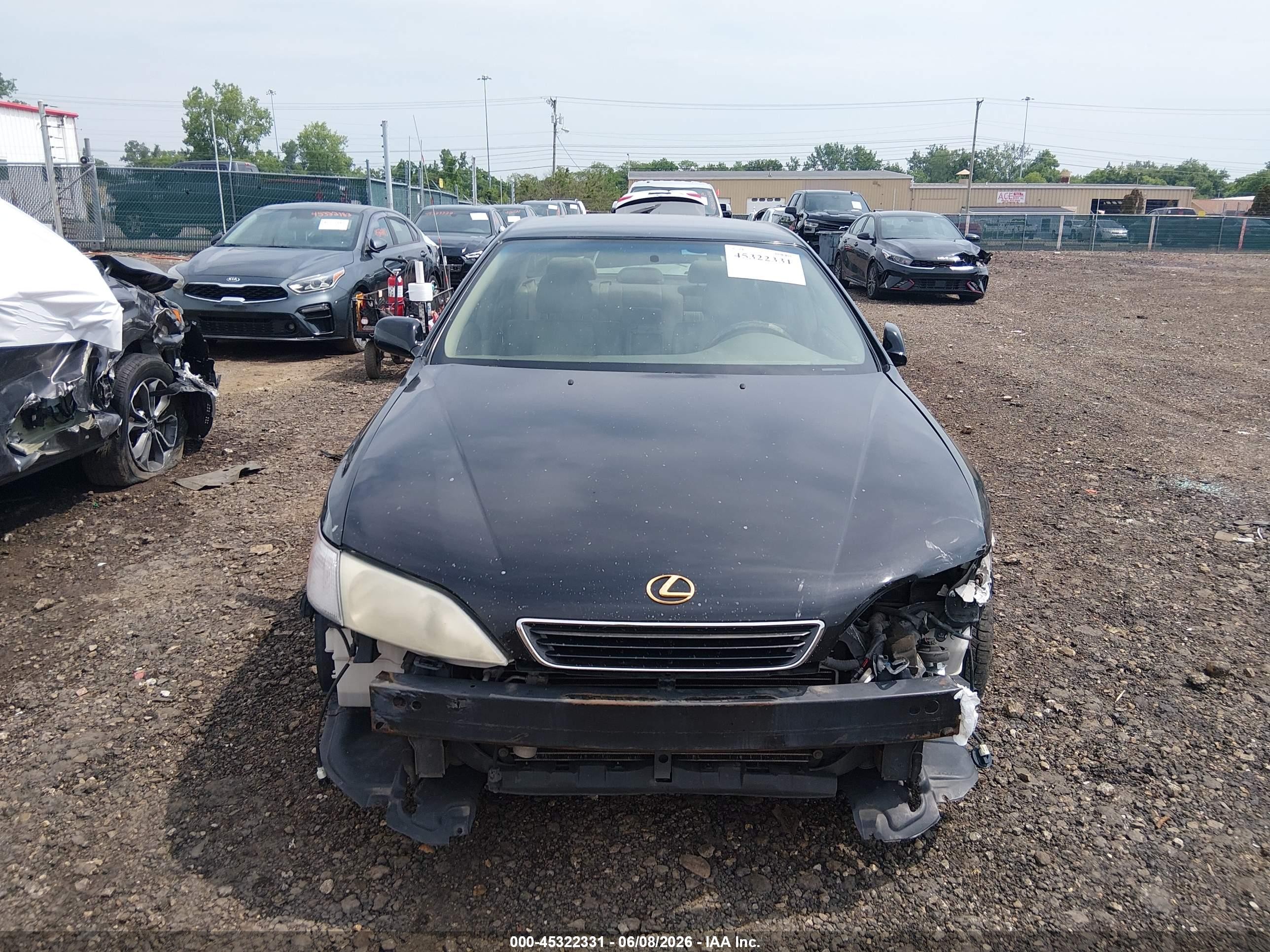 1998 Lexus Es 300   Black vin: JT8BF28G5W5021473