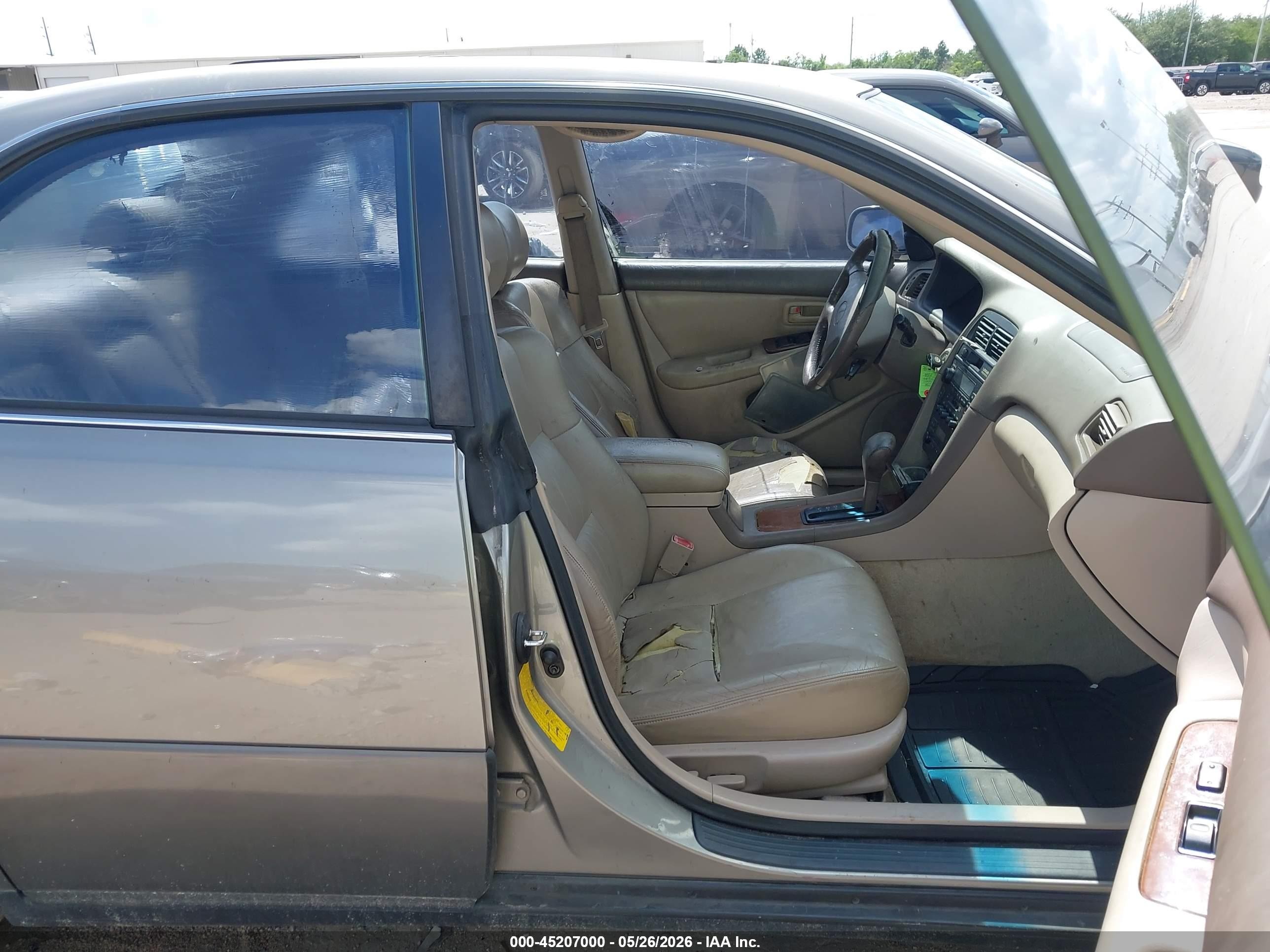 1998 Lexus Es 300 Beige vin: JT8BF28G5W5042744