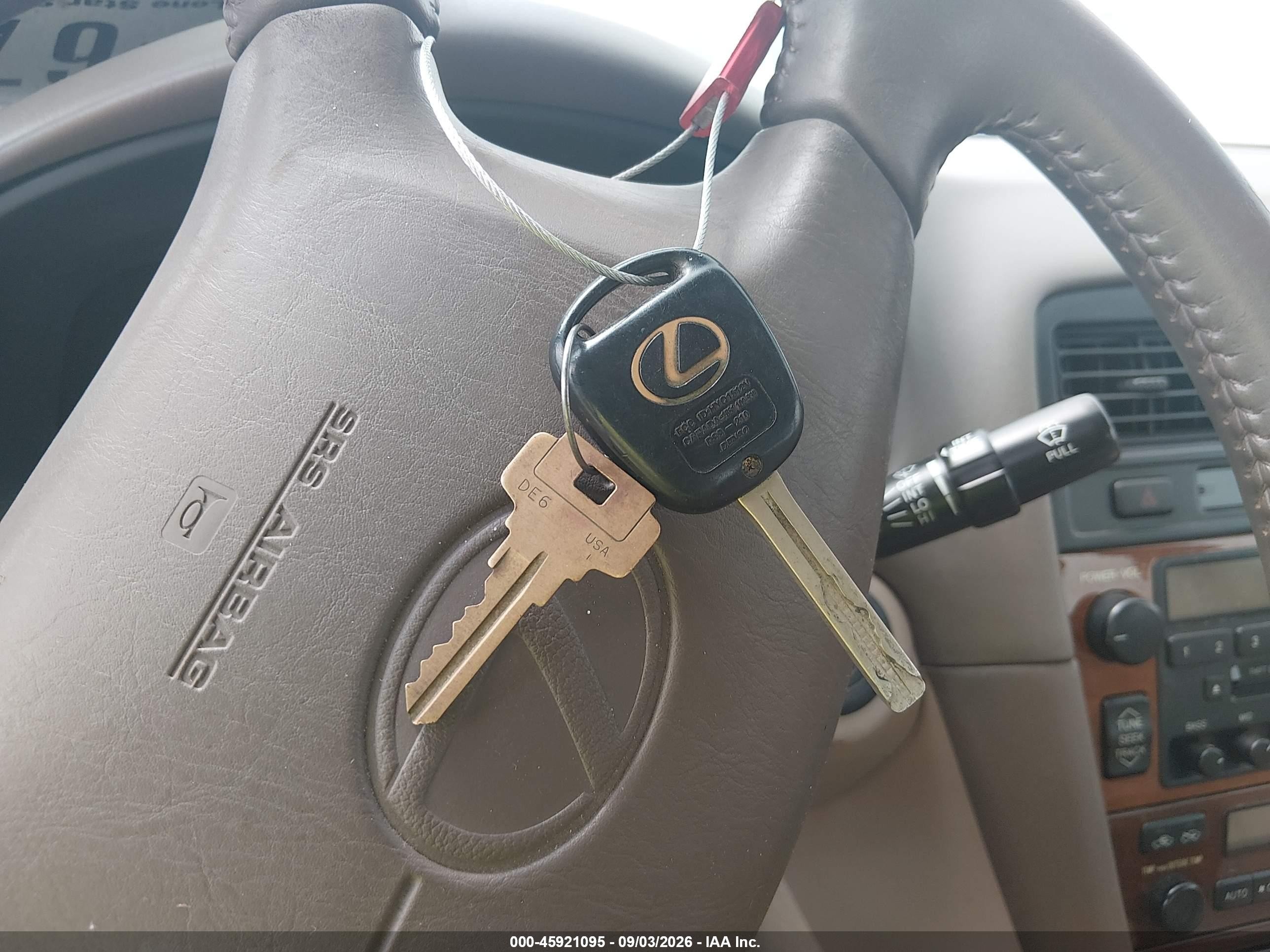 2000 Lexus Es 300   Gold vin: JT8BF28G5Y0271571