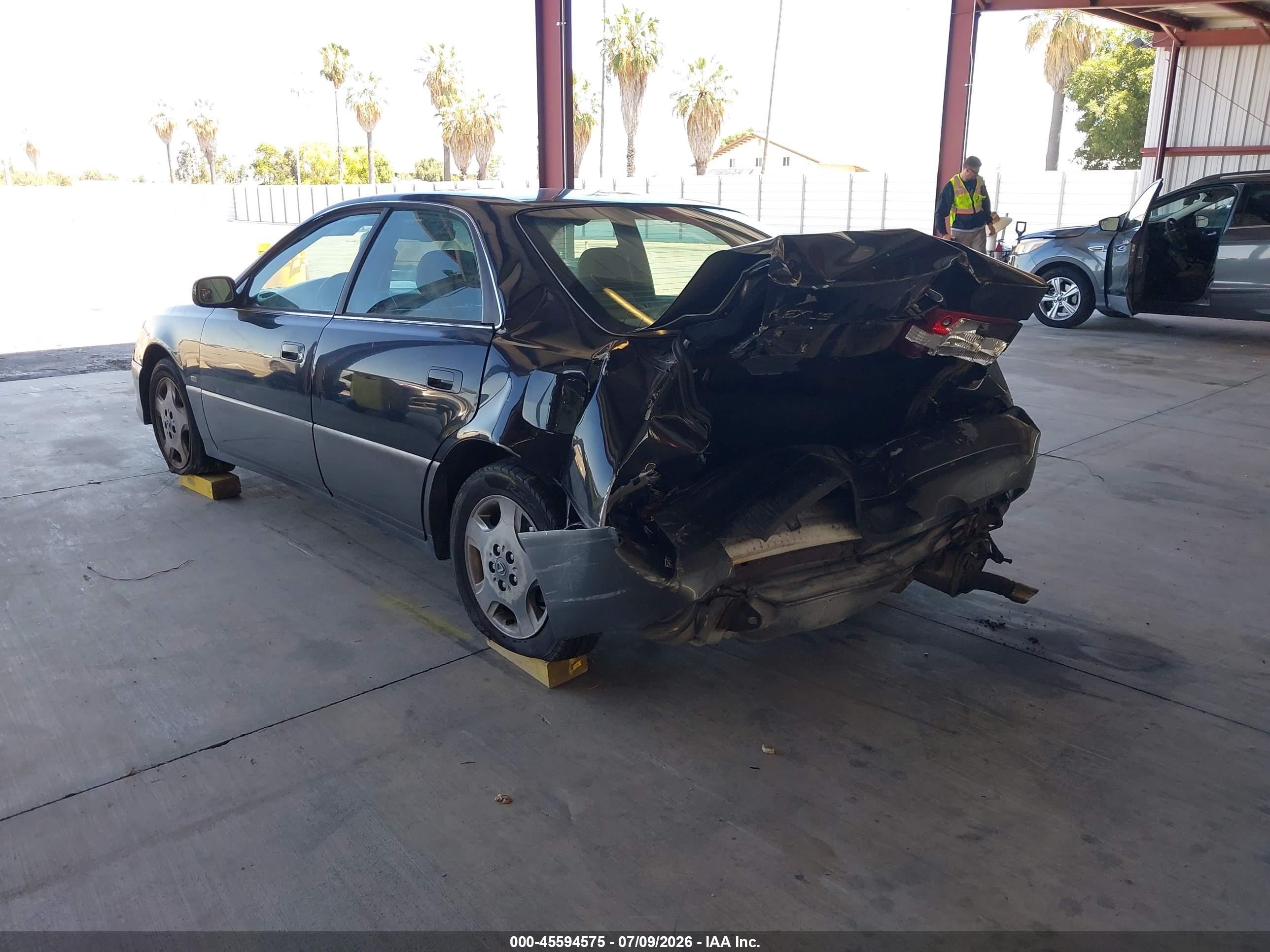 2001 Lexus Es 300   Черный vin: JT8BF28G610319309