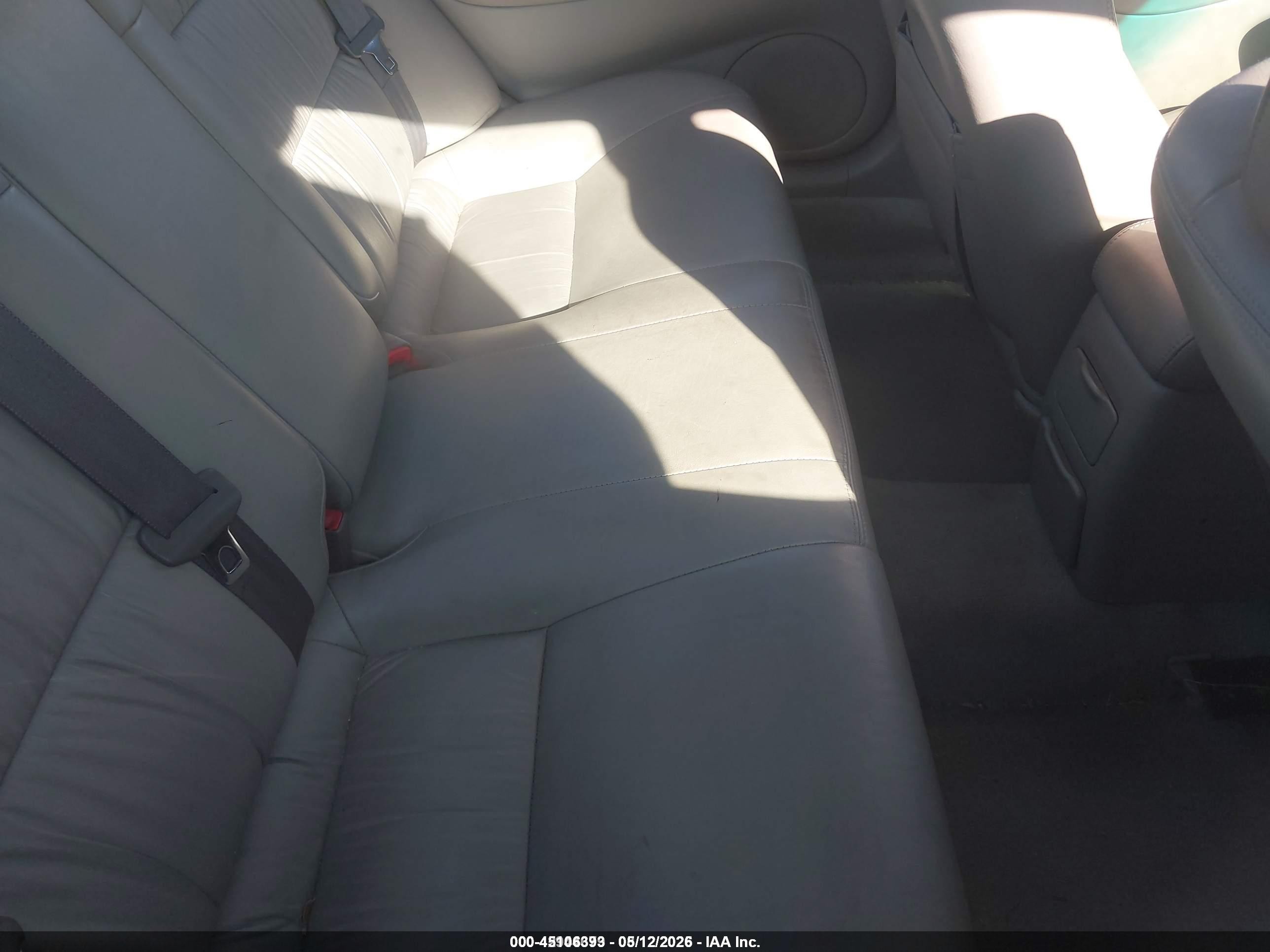 1999 Lexus Es 300   Silver vin: JT8BF28G6X5059618