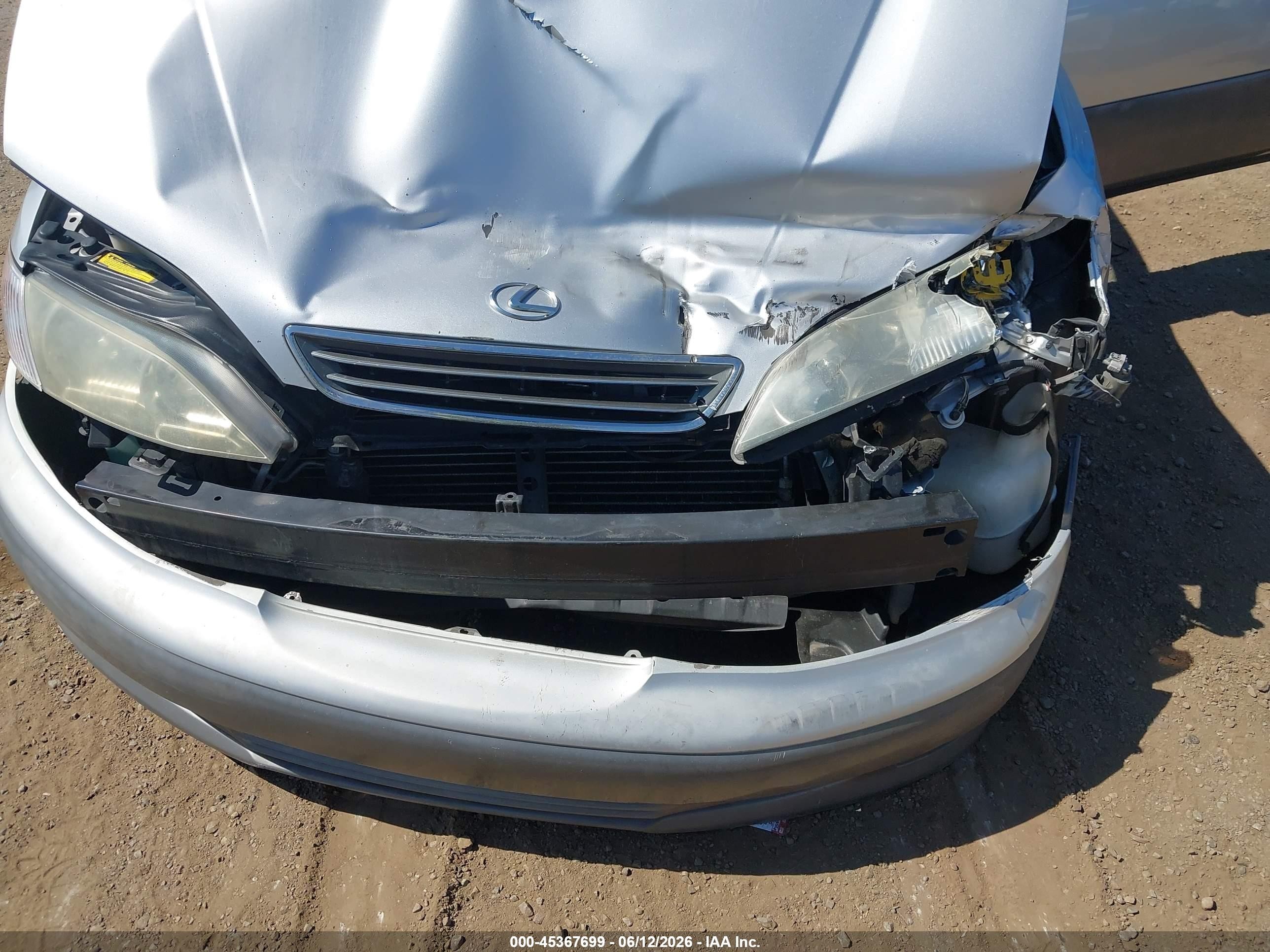 2001 Lexus Es 300   Серебряный vin: JT8BF28G710333476