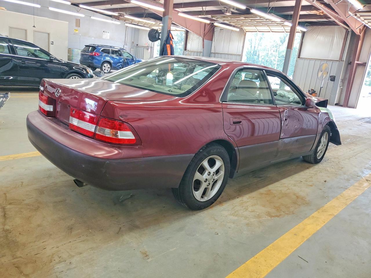 2001 Lexus Es 300 Burgundy vin: JT8BF28G715111328