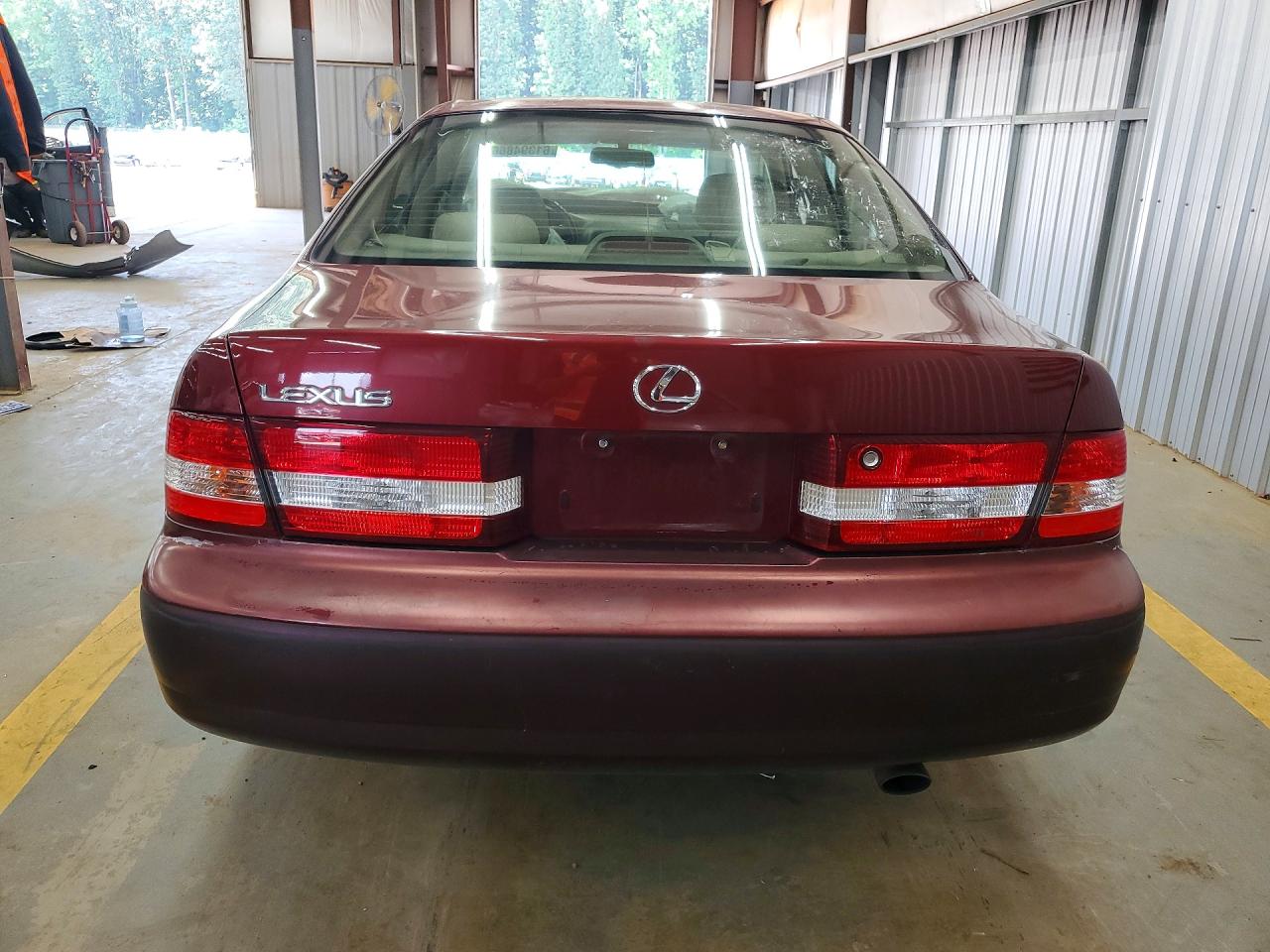 2001 Lexus Es 300 Burgundy vin: JT8BF28G715111328