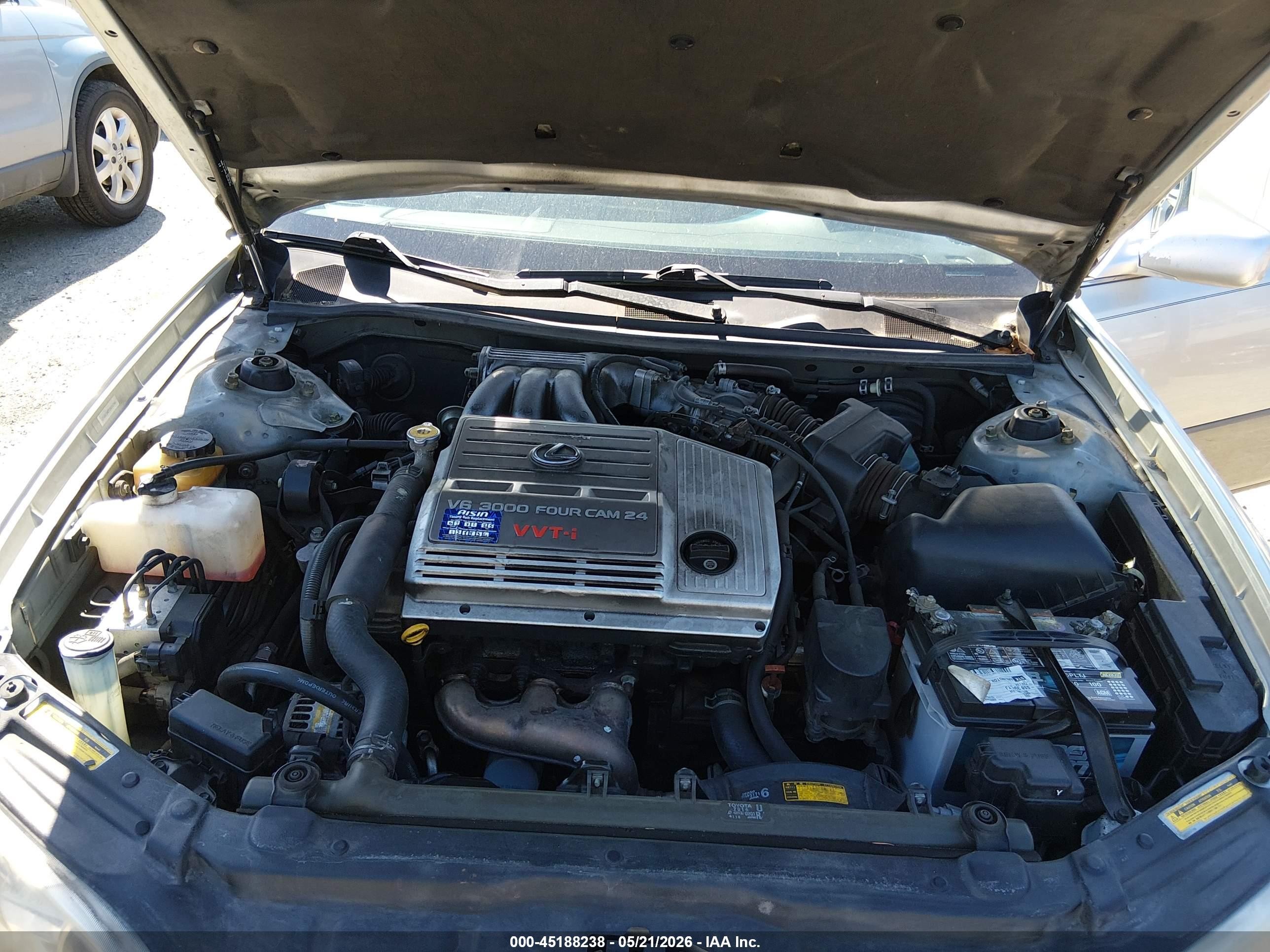 2001 Lexus Es 300   Silver vin: JT8BF28G715111796