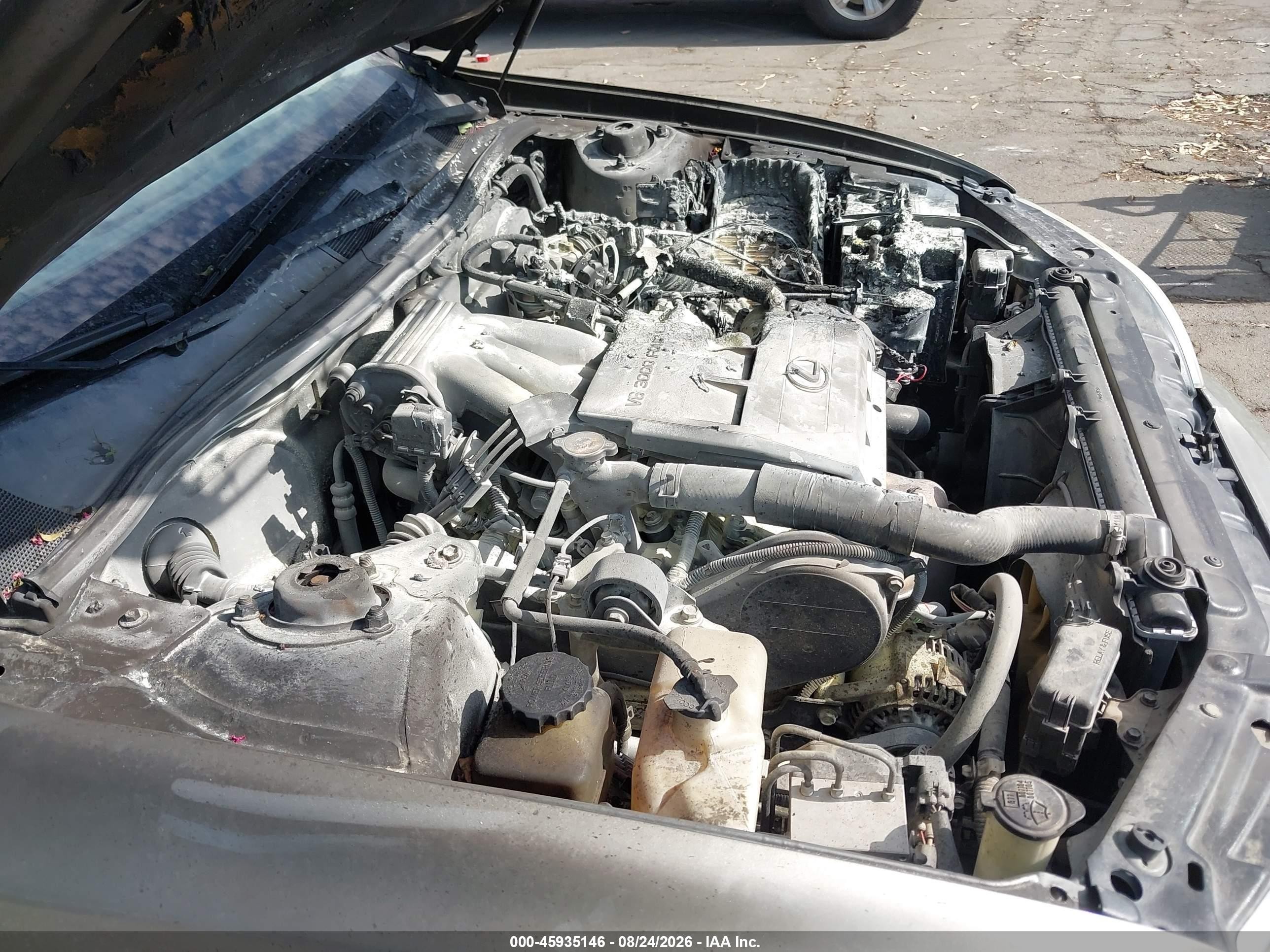 1998 Lexus Es 300   Beige vin: JT8BF28G7W5028425