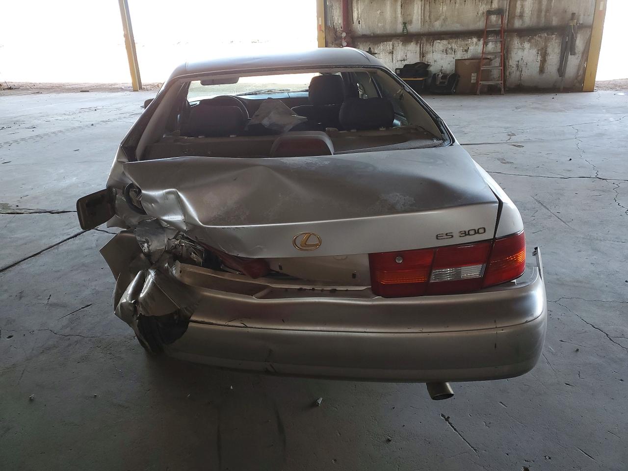 1999 Lexus Es 300 Gold vin: JT8BF28G7X5072927