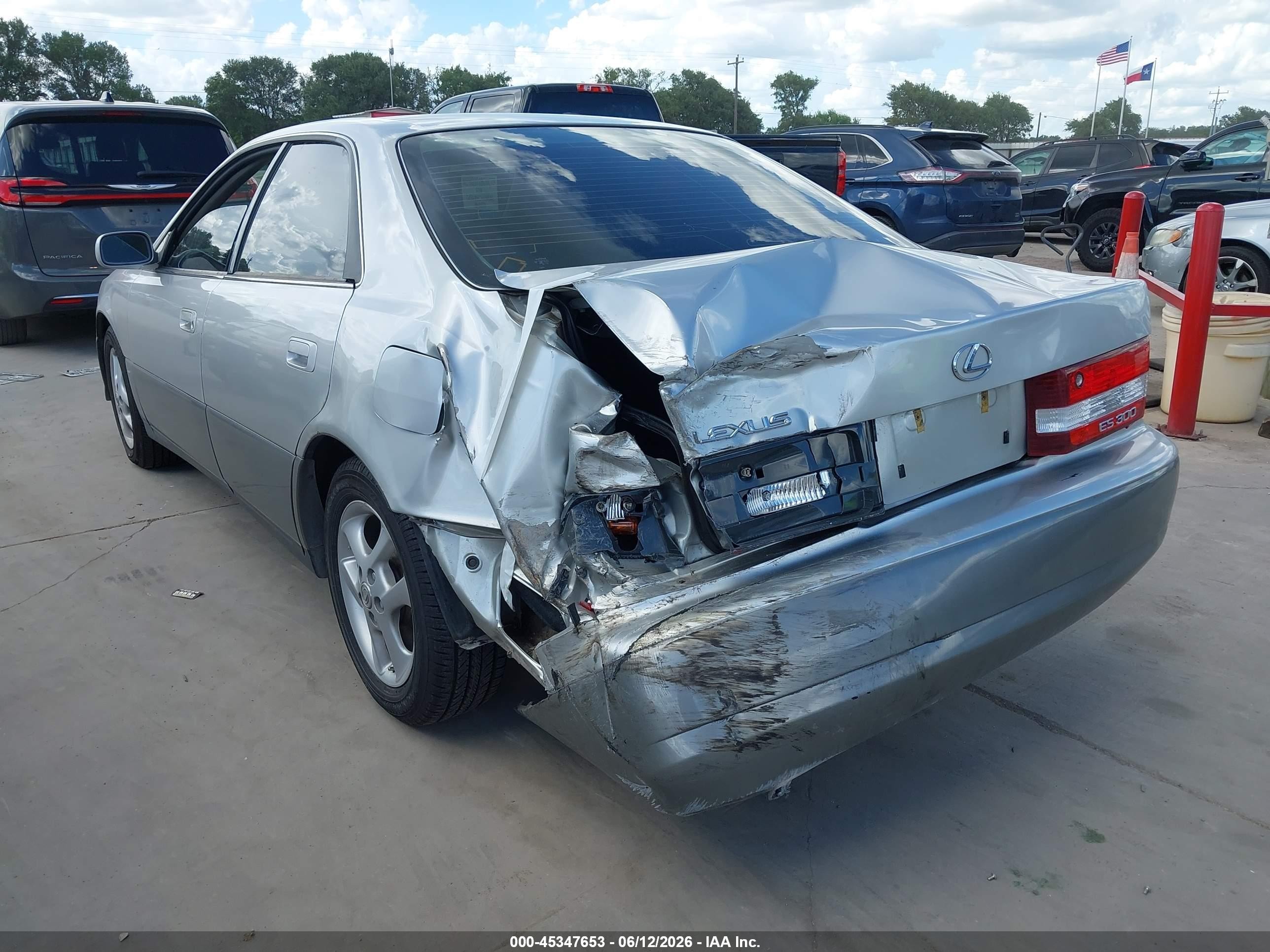 2000 Lexus Es 300   Silver vin: JT8BF28G7Y5083458