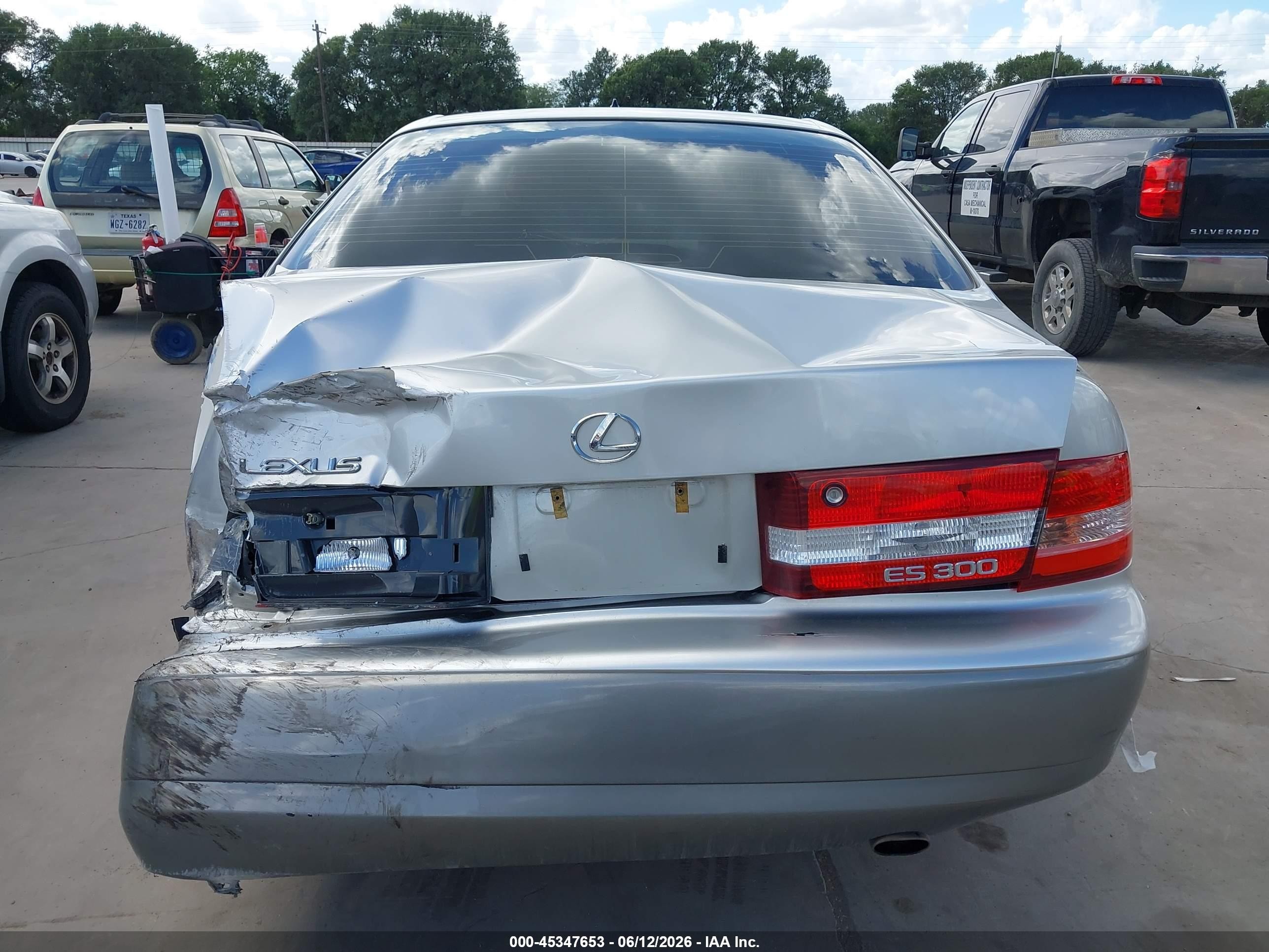 2000 Lexus Es 300   Silver vin: JT8BF28G7Y5083458
