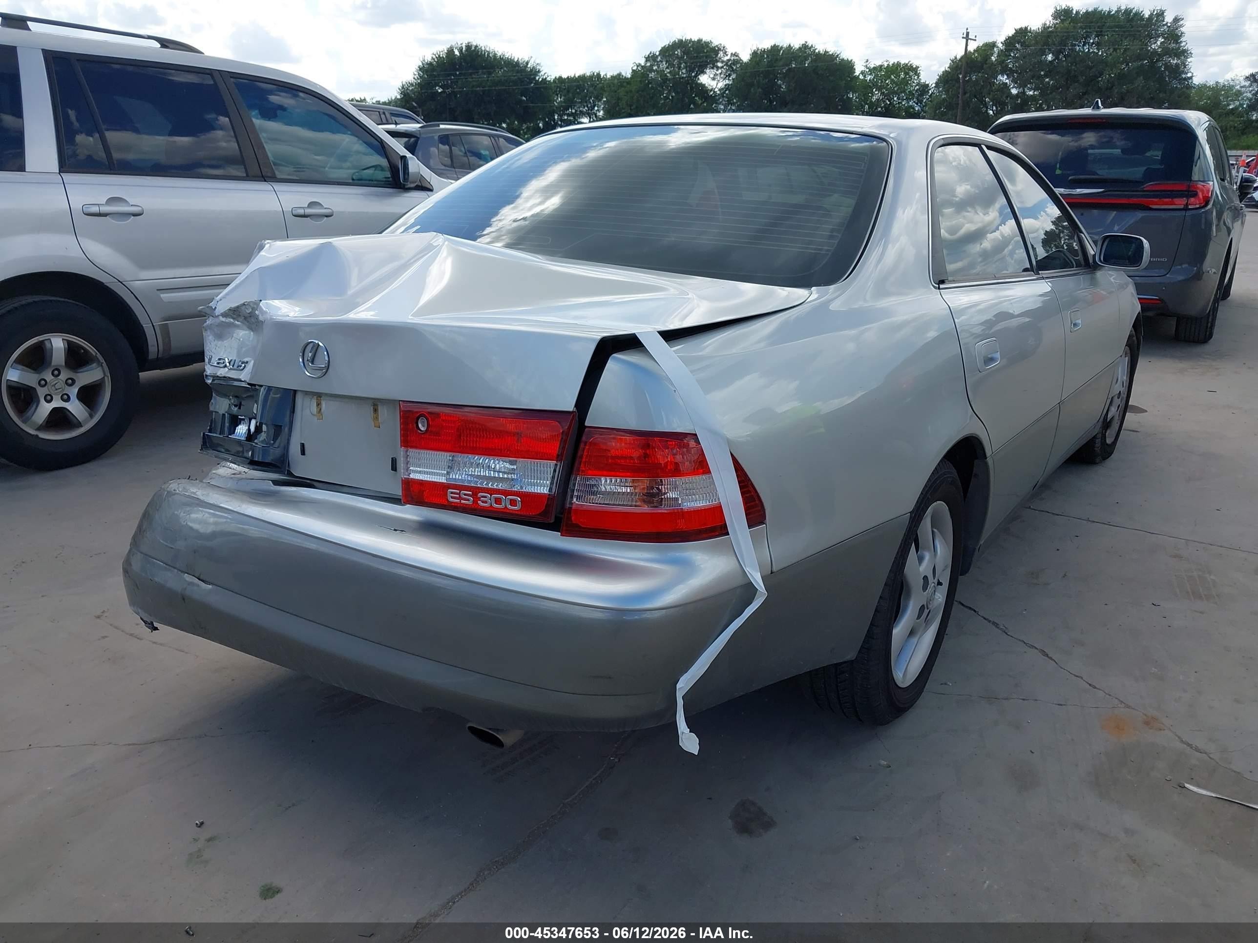 2000 Lexus Es 300   Silver vin: JT8BF28G7Y5083458