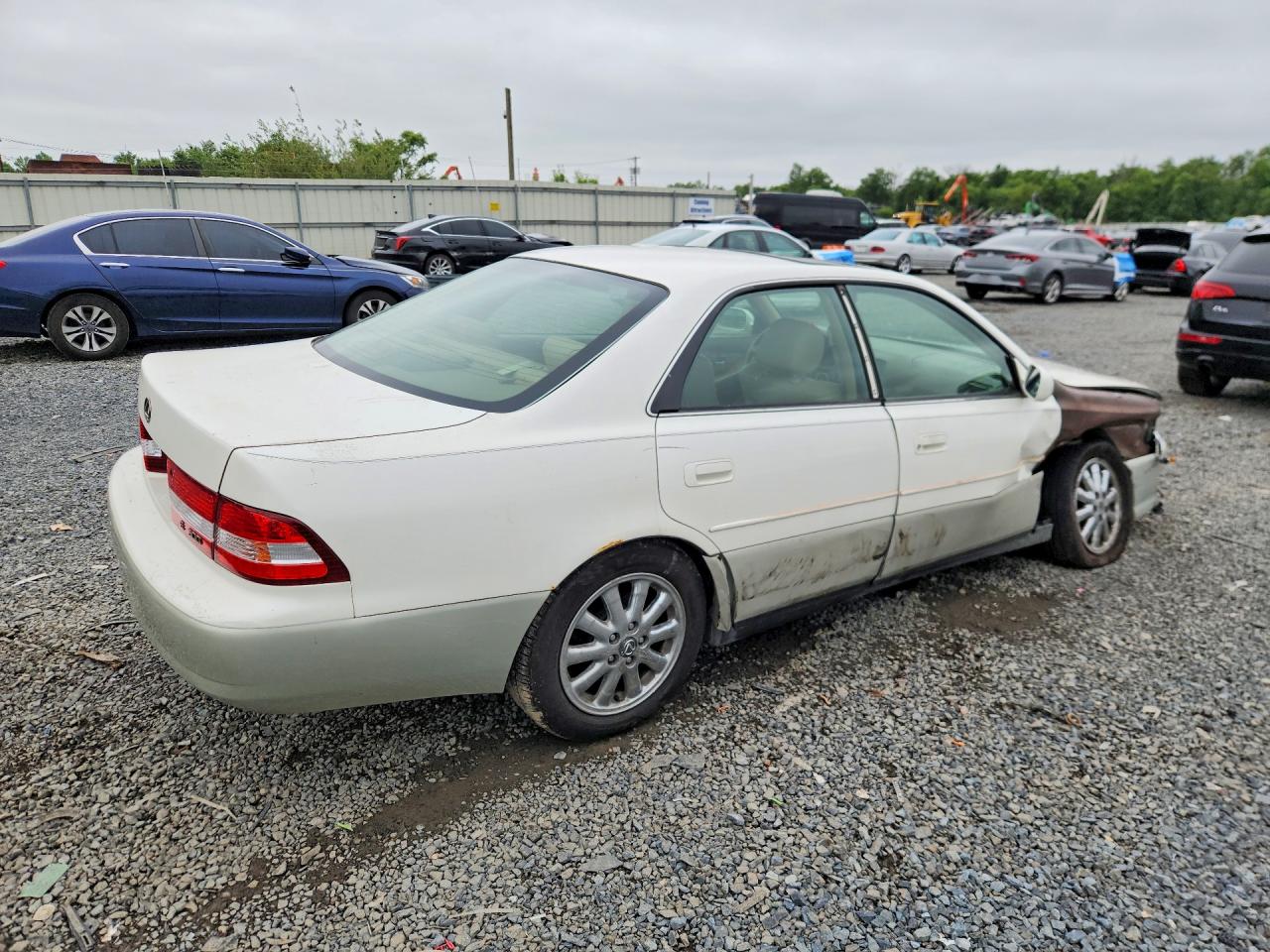 2001 Lexus Es 300 White vin: JT8BF28G810321658