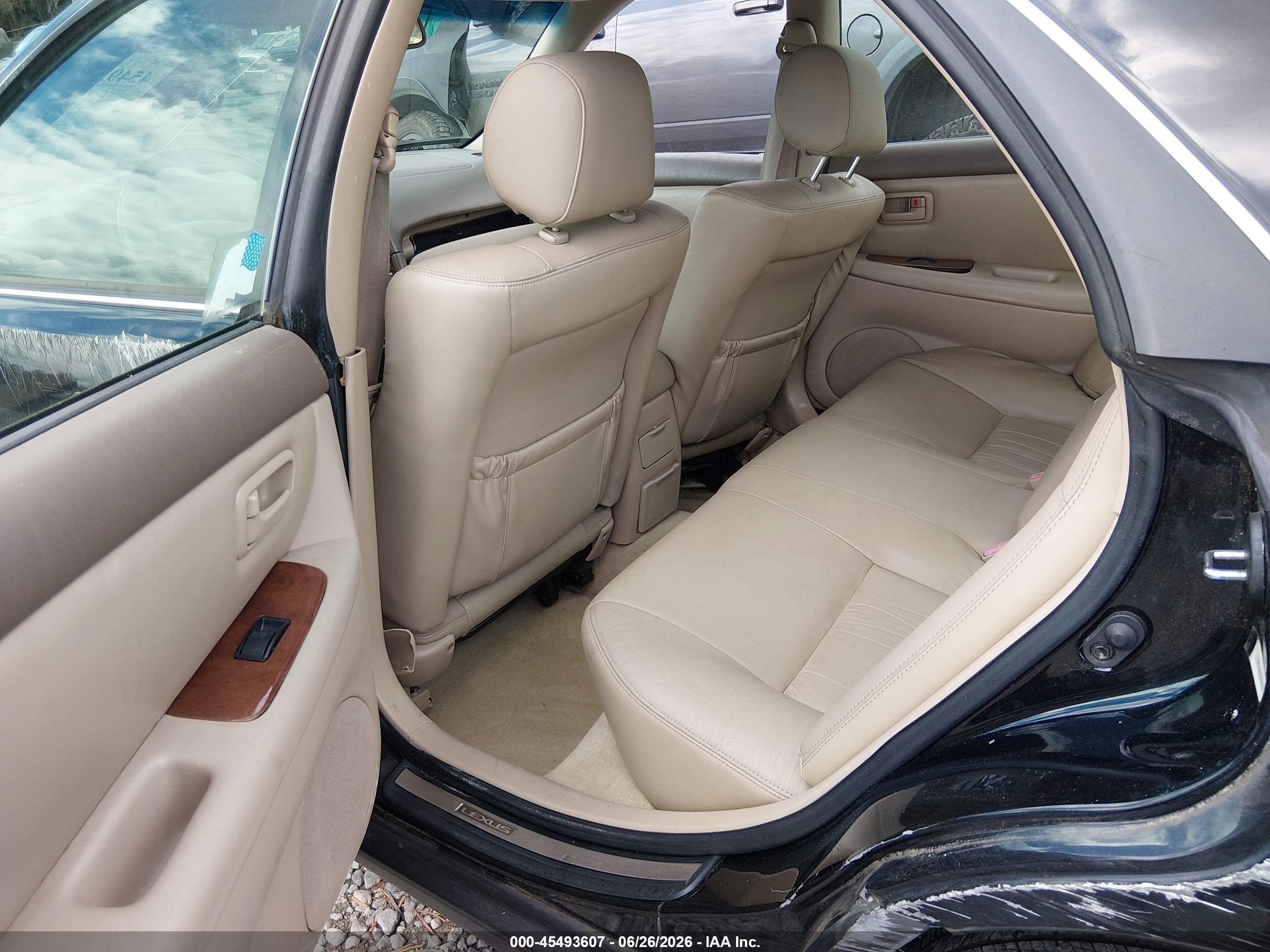 2001 Lexus Es 300   Черный vin: JT8BF28G810328254