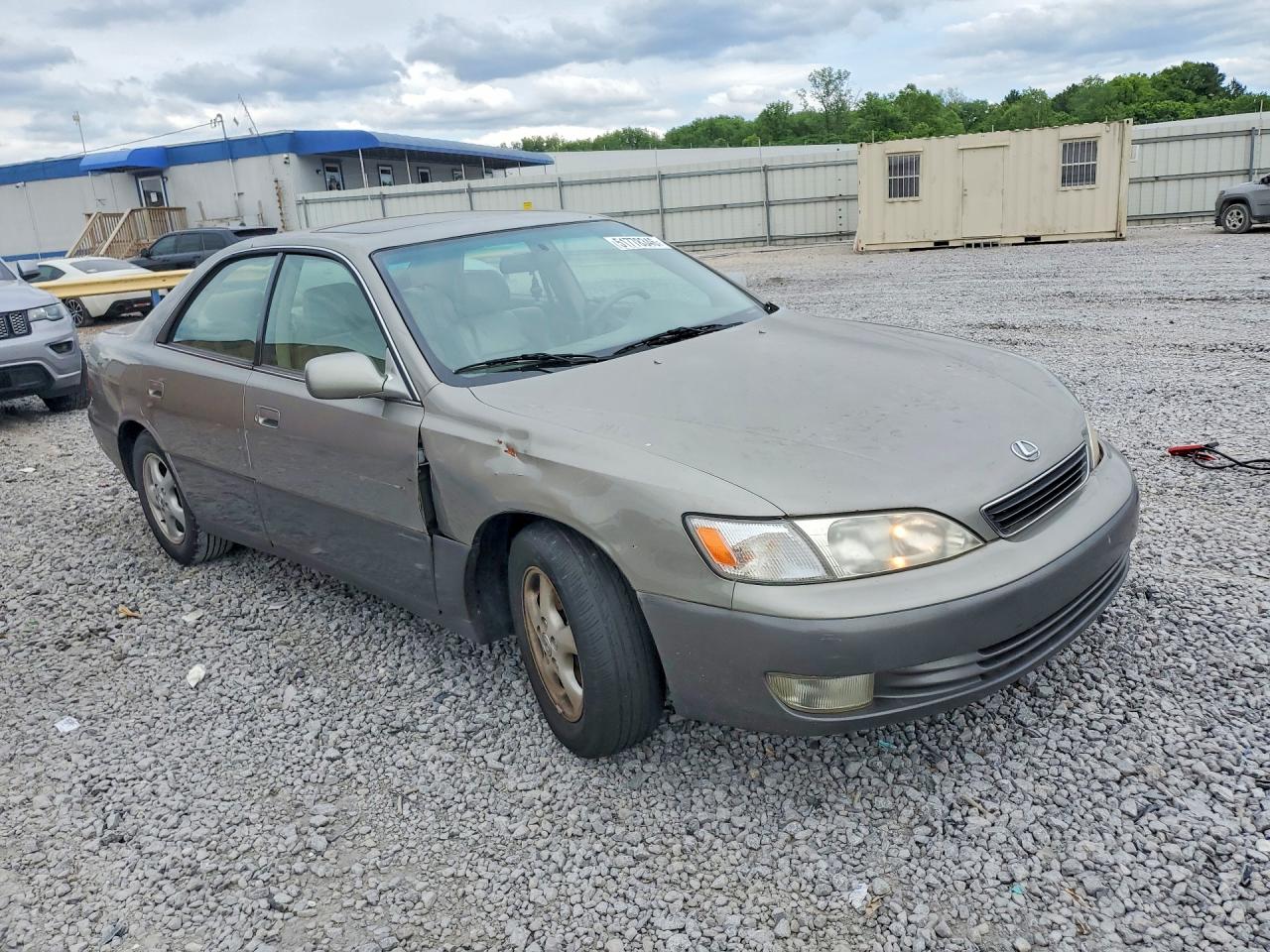 1999 Lexus Es 300 Tan vin: JT8BF28G8X0155019