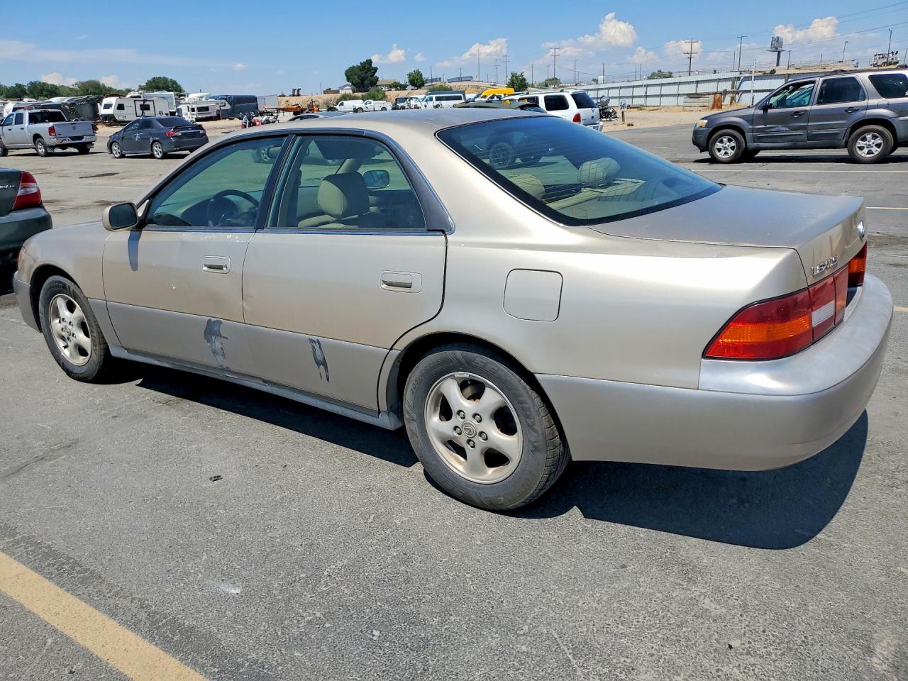 1999 Lexus Es 300 Золотой vin: JT8BF28G8X0178588