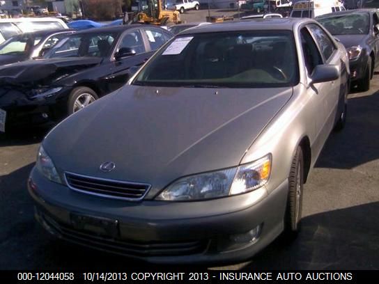 2001 Lexus Es 300 Sedan vin: JT8BF28G910291036