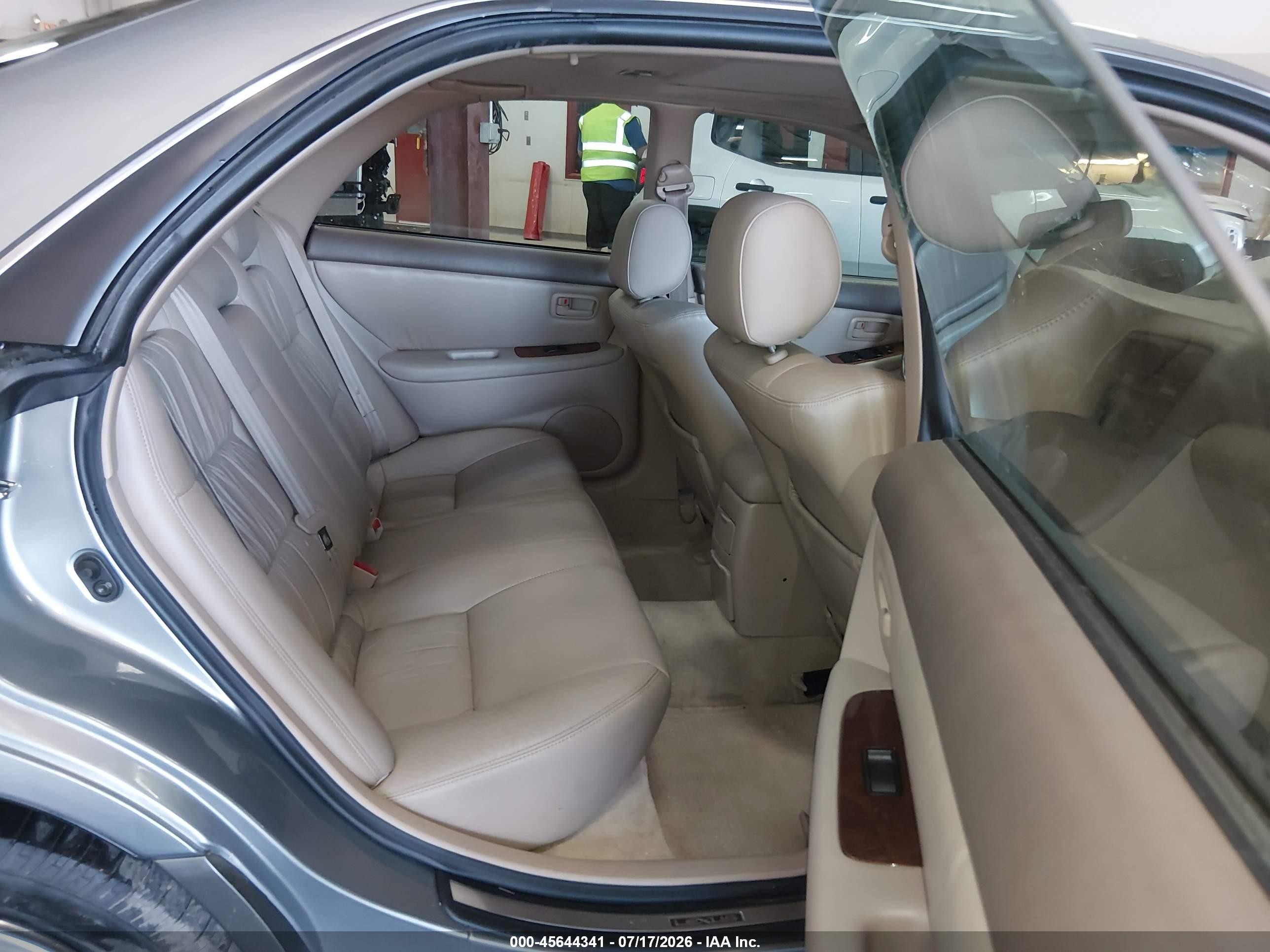 2001 Lexus Es 300   Серый vin: JT8BF28G910333141
