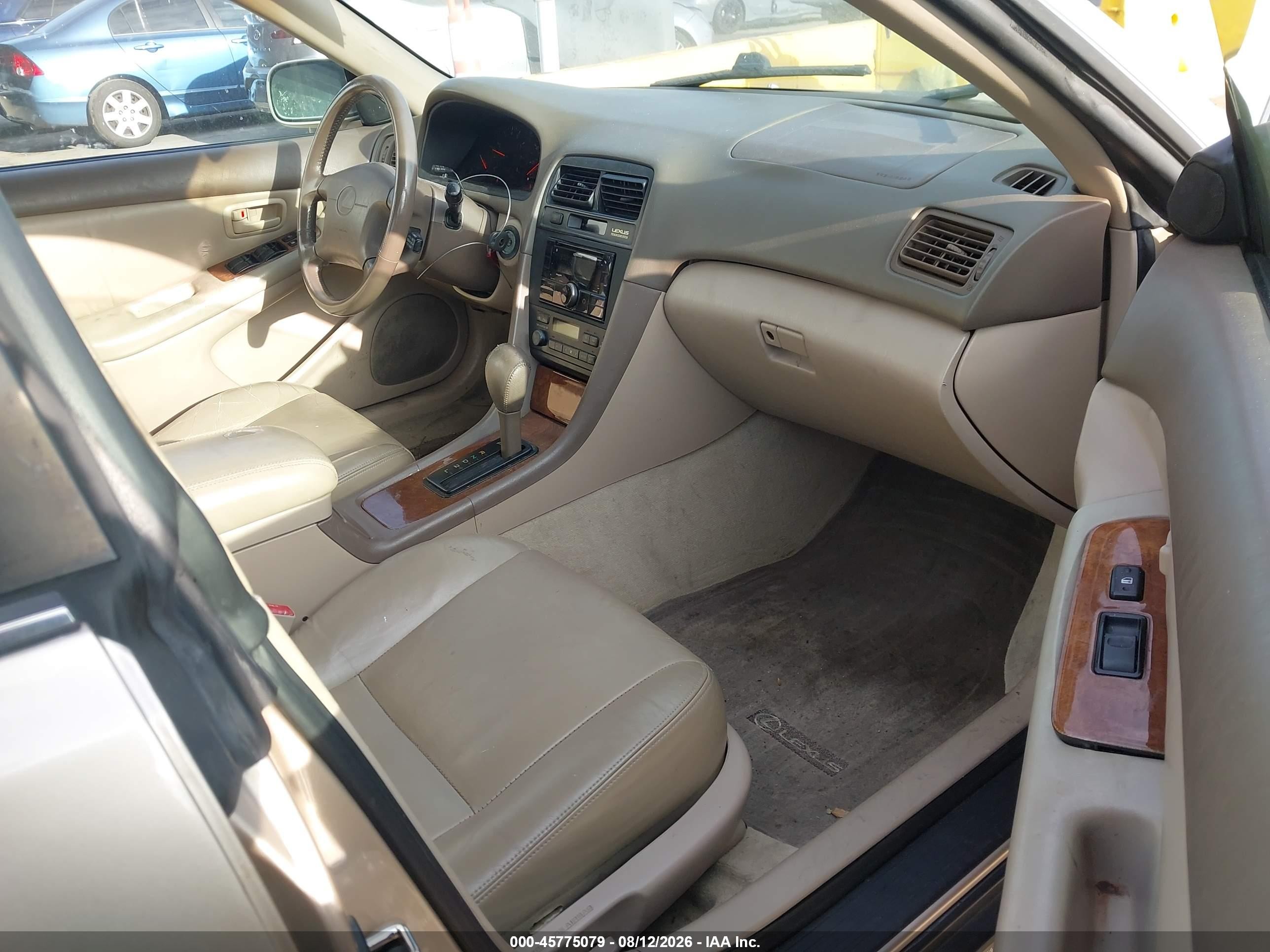 1998 Lexus Es 300   Beige vin: JT8BF28G9W5040737