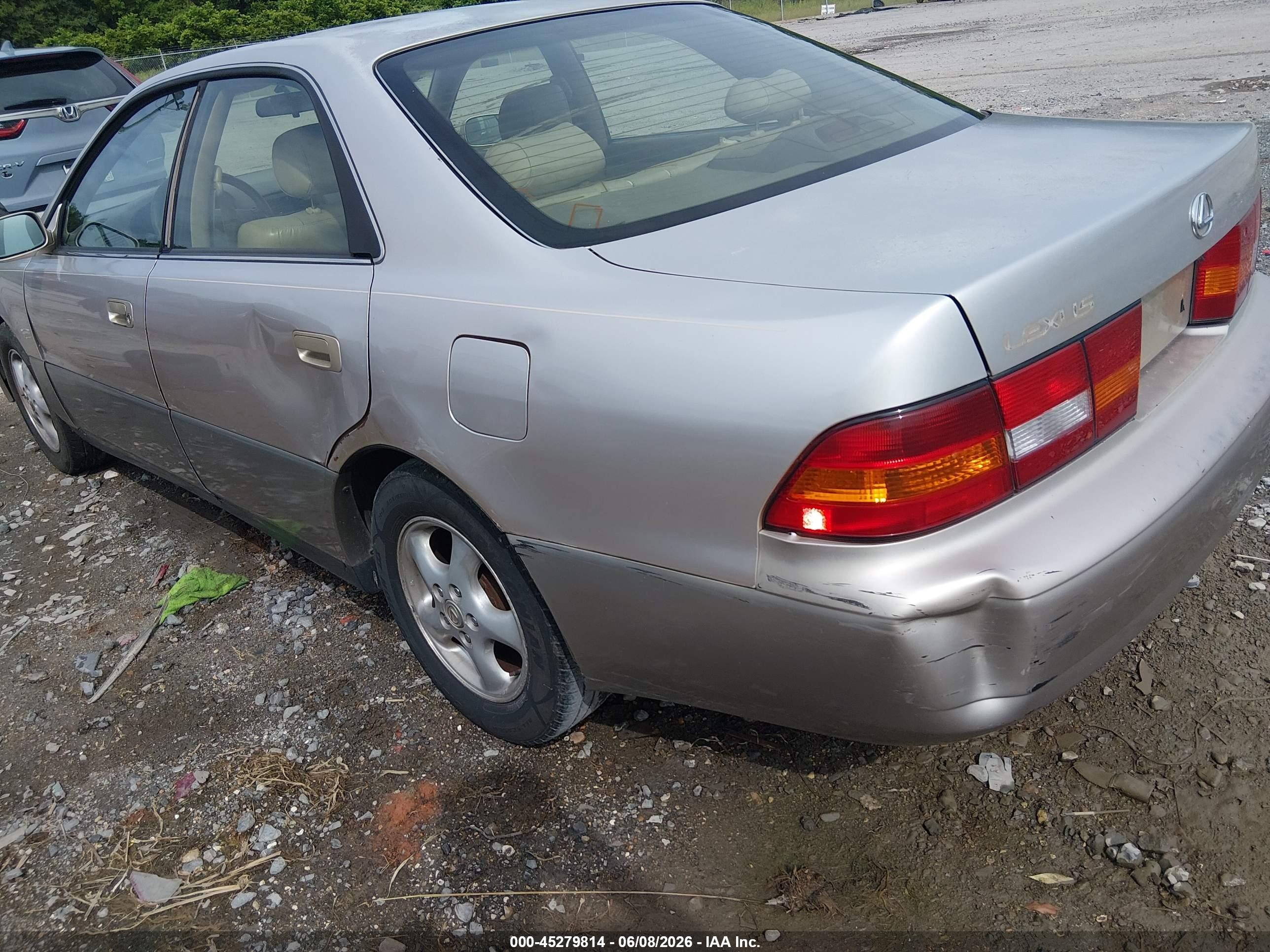 1998 Lexus Es 300   Желто-коричневый vin: JT8BF28G9W5042925