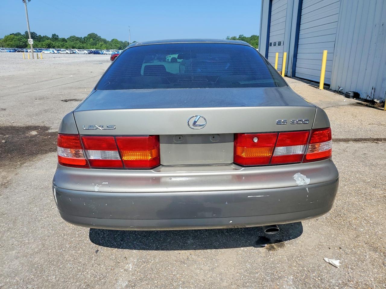 2000 Lexus Es 300 Gold vin: JT8BF28G9Y0288003