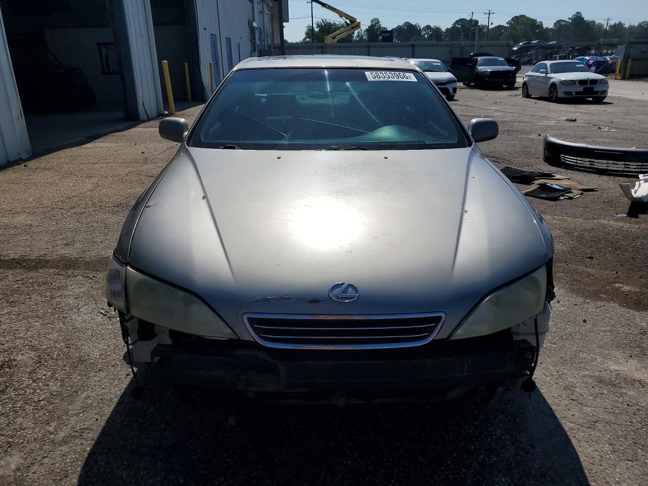 2000 Lexus Es 300 Gold vin: JT8BF28G9Y0288003