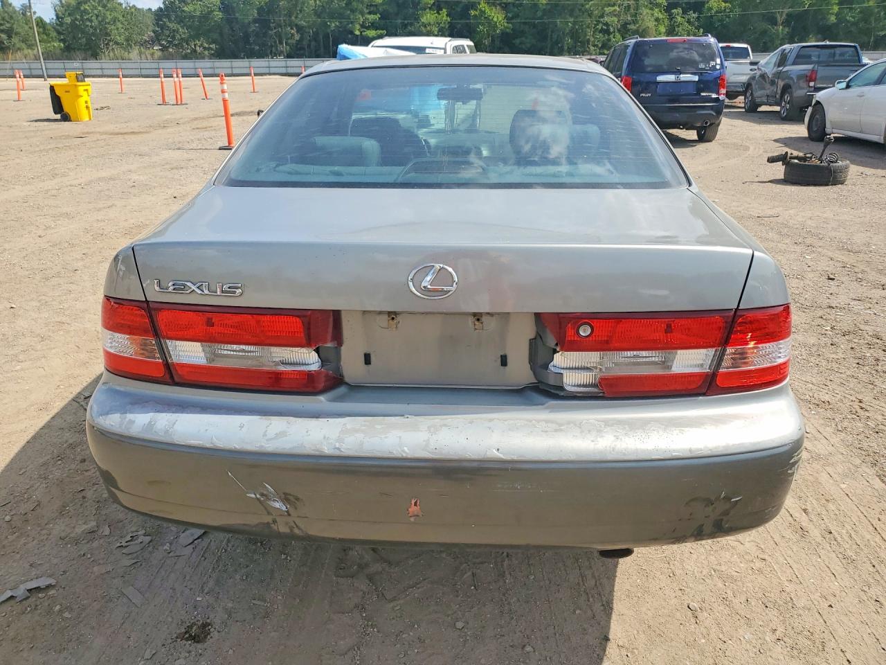 2000 Lexus Es 300 Beige vin: JT8BF28G9Y5095711