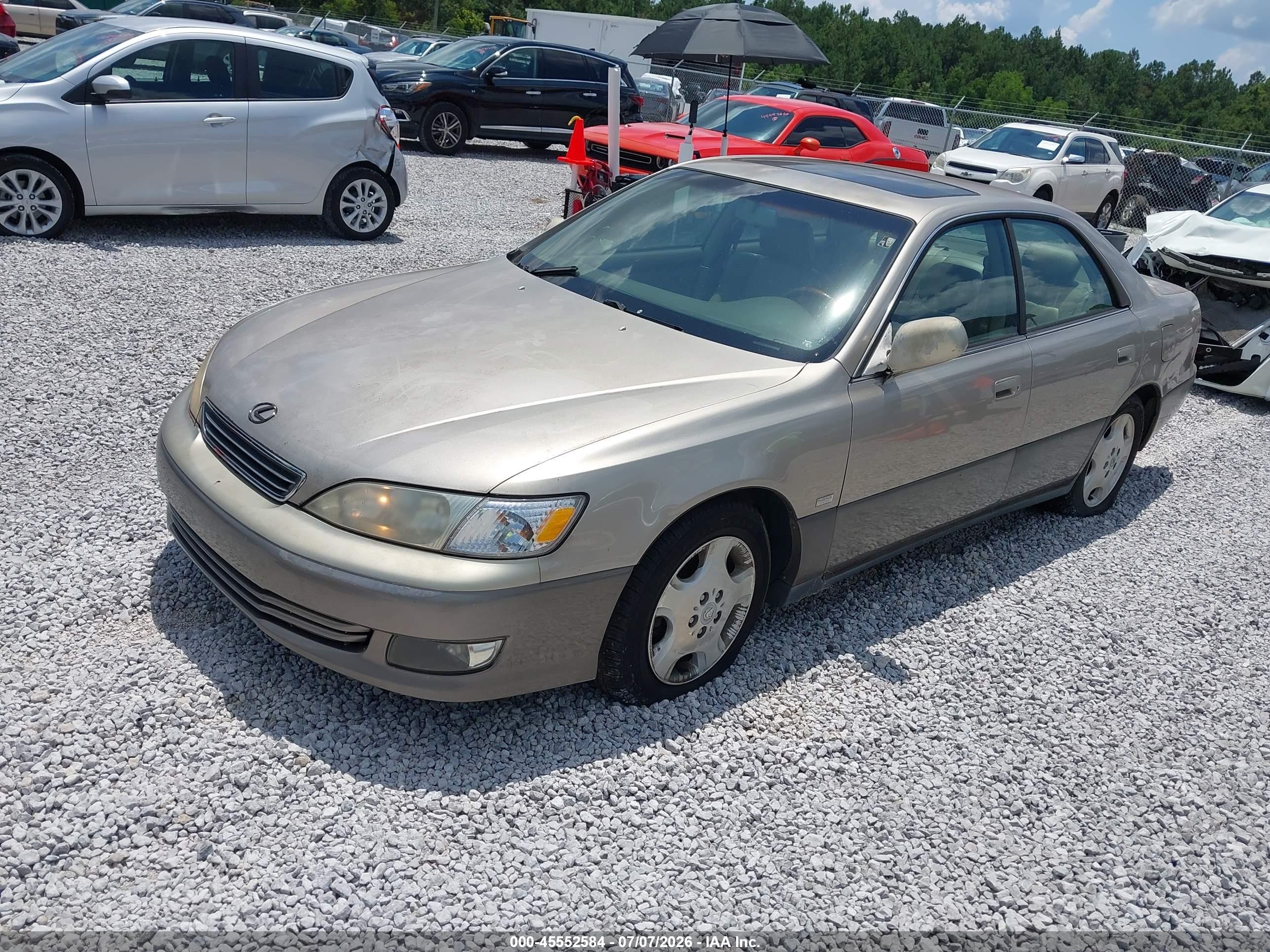 2000 Lexus Es 300 Gold vin: JT8BF28G9Y5097538