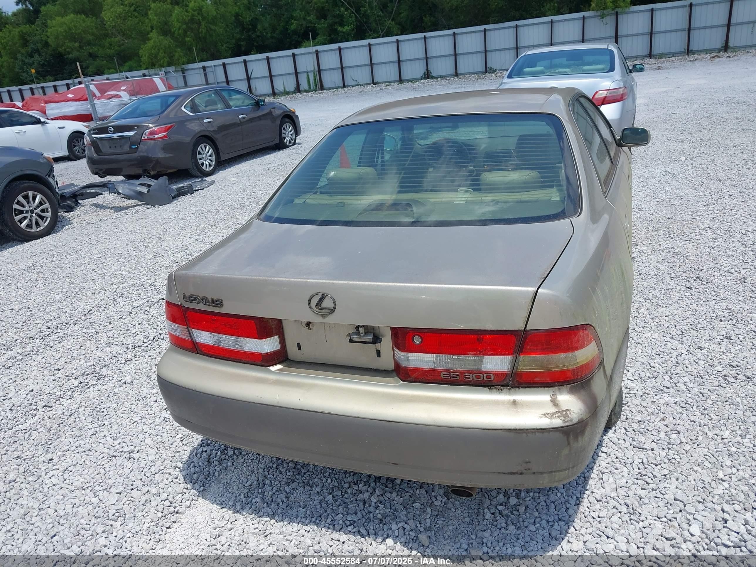 2000 Lexus Es 300 Gold vin: JT8BF28G9Y5097538