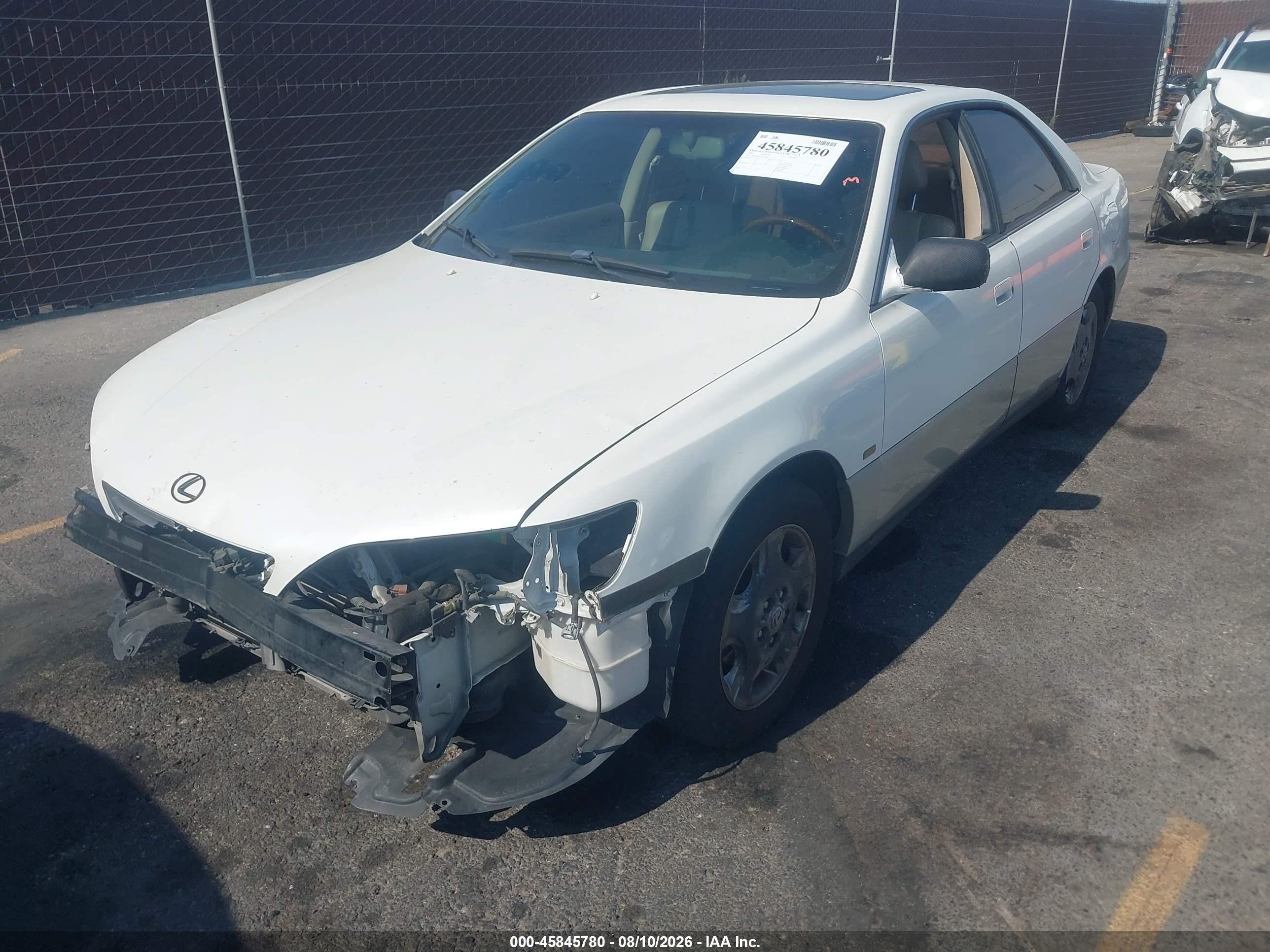2001 Lexus Es 300   White vin: JT8BF28GX10311441