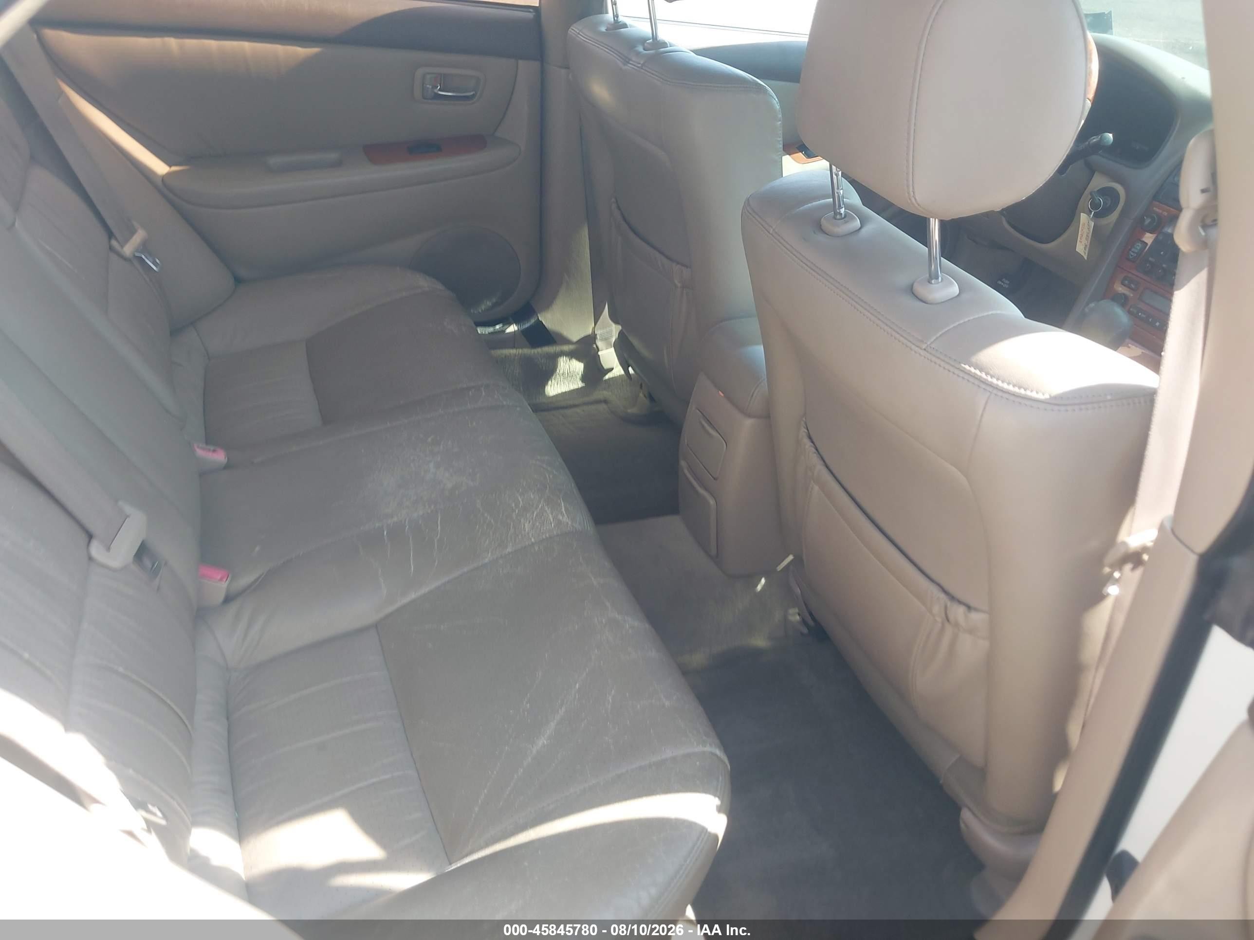2001 Lexus Es 300   White vin: JT8BF28GX10311441