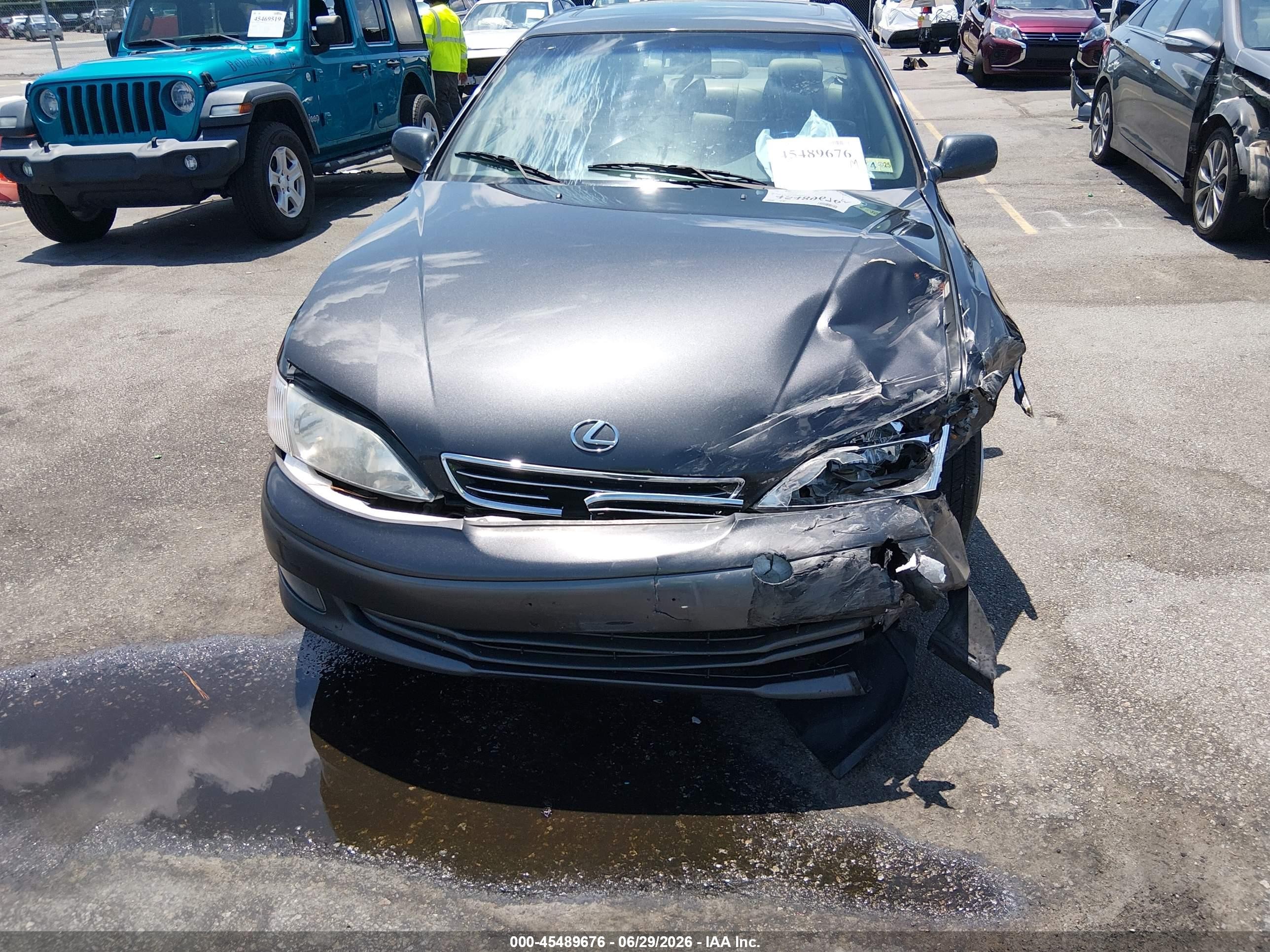 2000 Lexus Es 300   Gray vin: JT8BF28GXY5093661