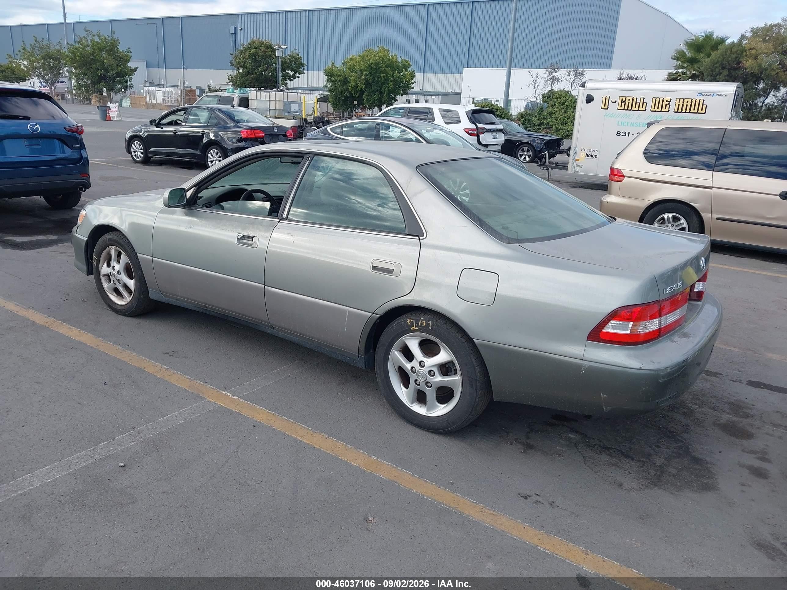 2000 Lexus Es 300   Gray vin: JT8BF28GXY5102701