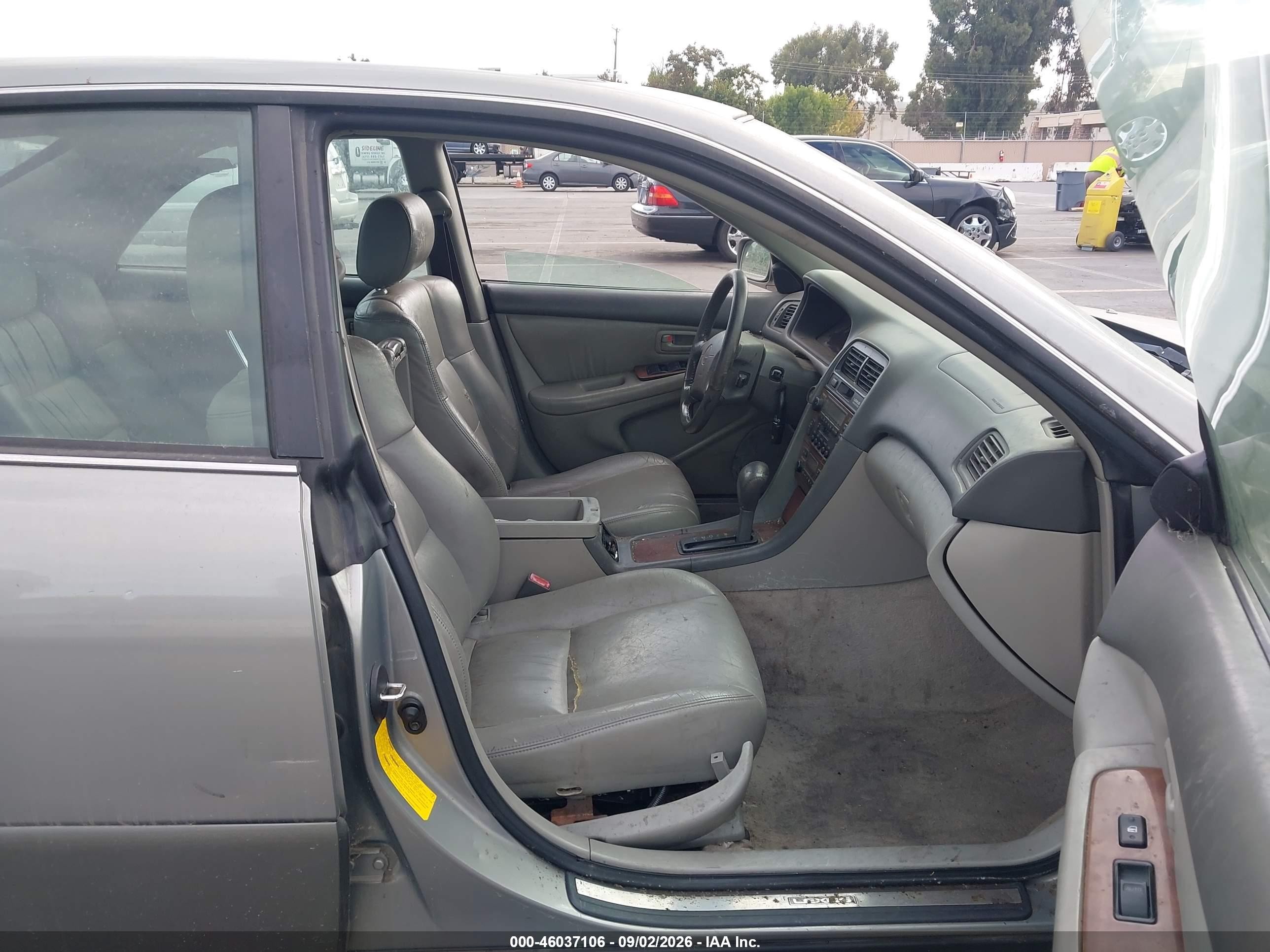 2000 Lexus Es 300   Gray vin: JT8BF28GXY5102701
