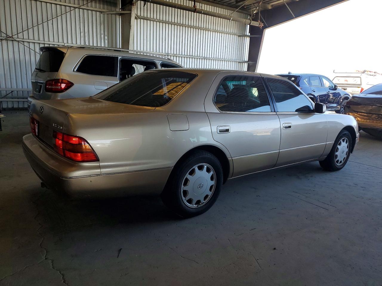 1996 Lexus Ls 400 Gold vin: JT8BH22F1T0058202