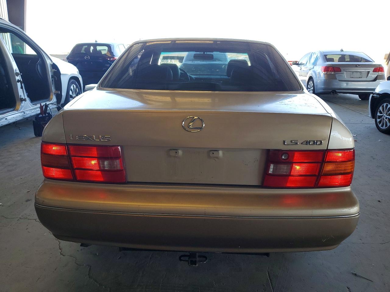 1996 Lexus Ls 400 Gold vin: JT8BH22F1T0058202
