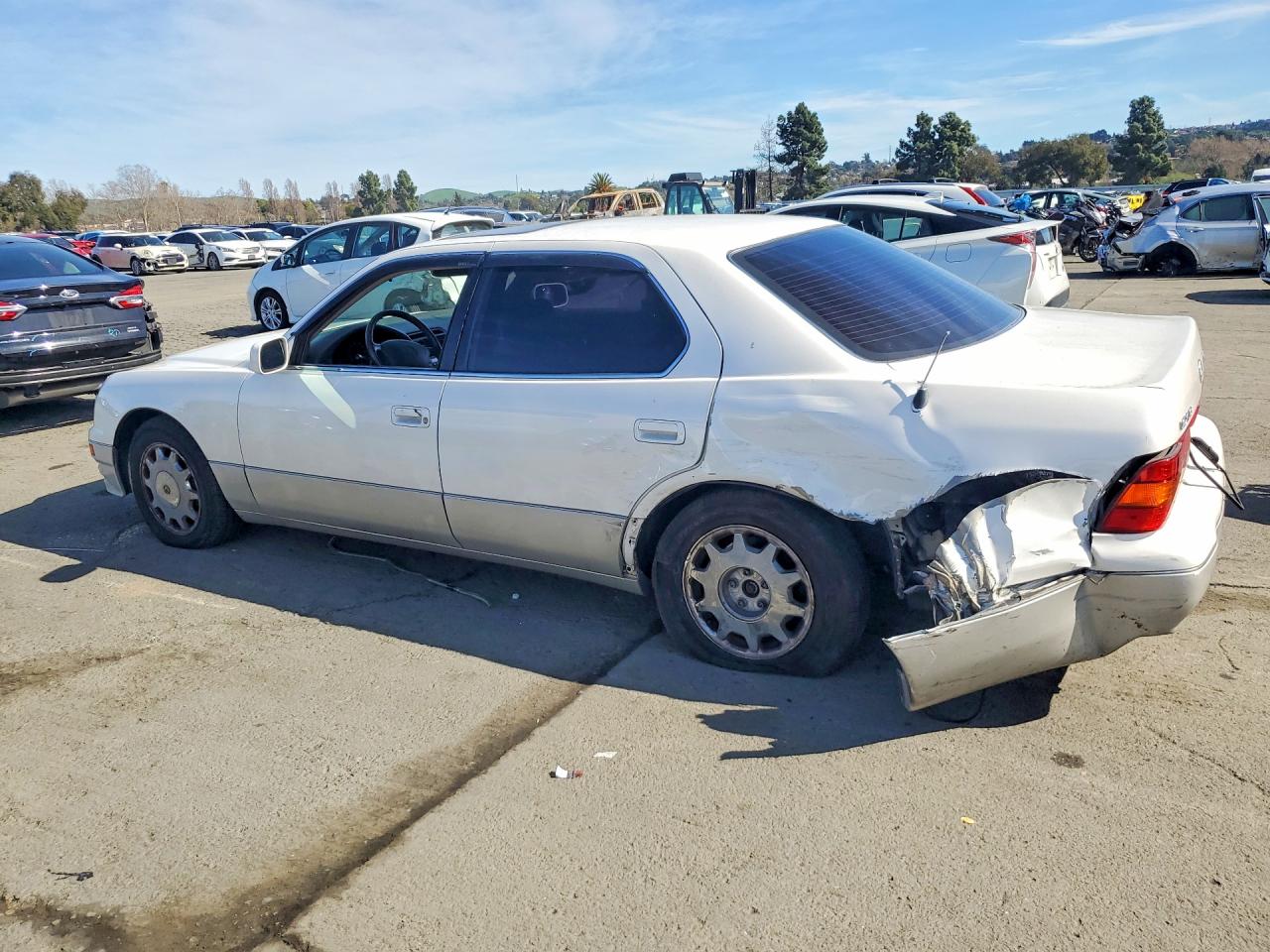 1996 Lexus Ls 400 Base White vin: JT8BH22F4T0061420