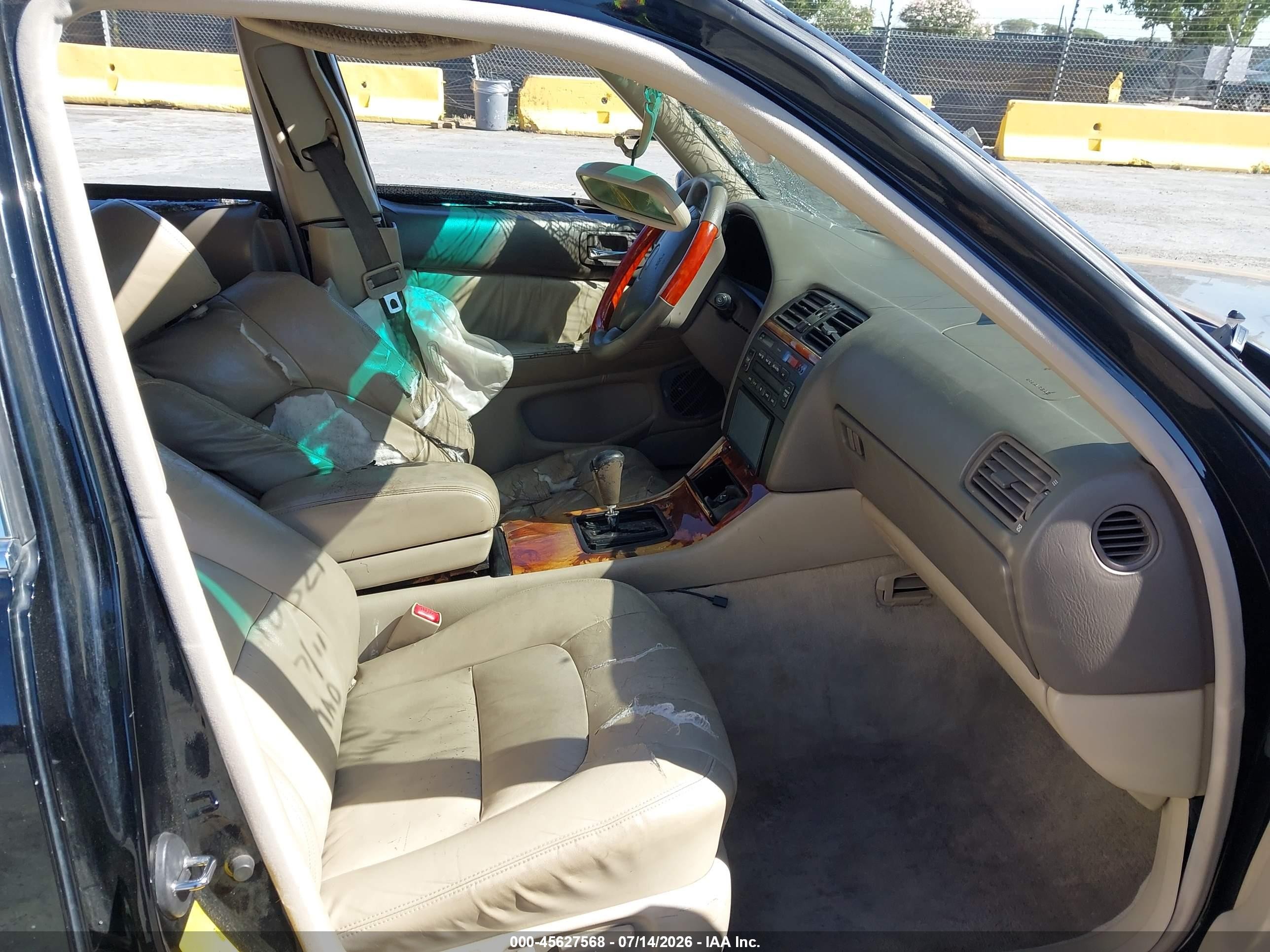 1998 Lexus Ls 400   Black vin: JT8BH28F0W0135010