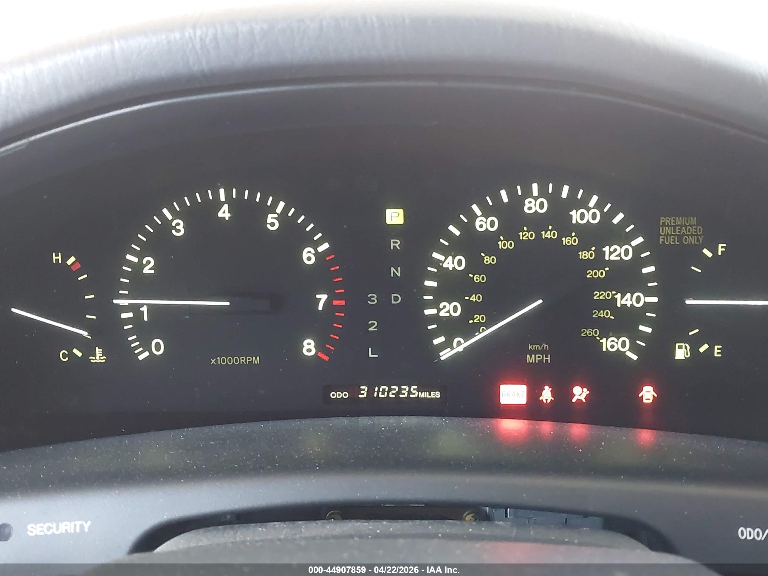 1997 Lexus Ls 400   Белый vin: JT8BH28F1V0072613