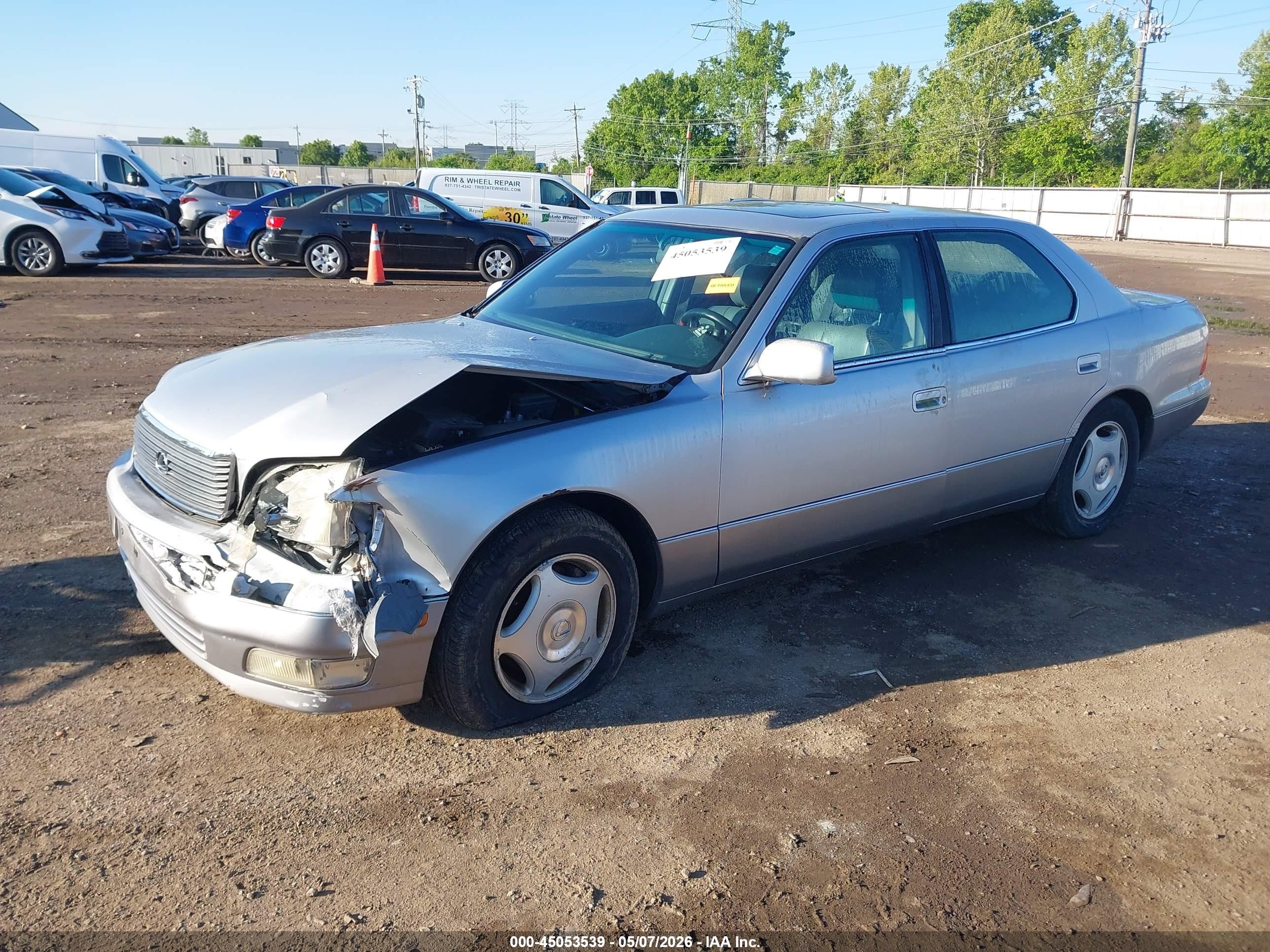 1999 Lexus Ls 400   Silver vin: JT8BH28F1X0166770
