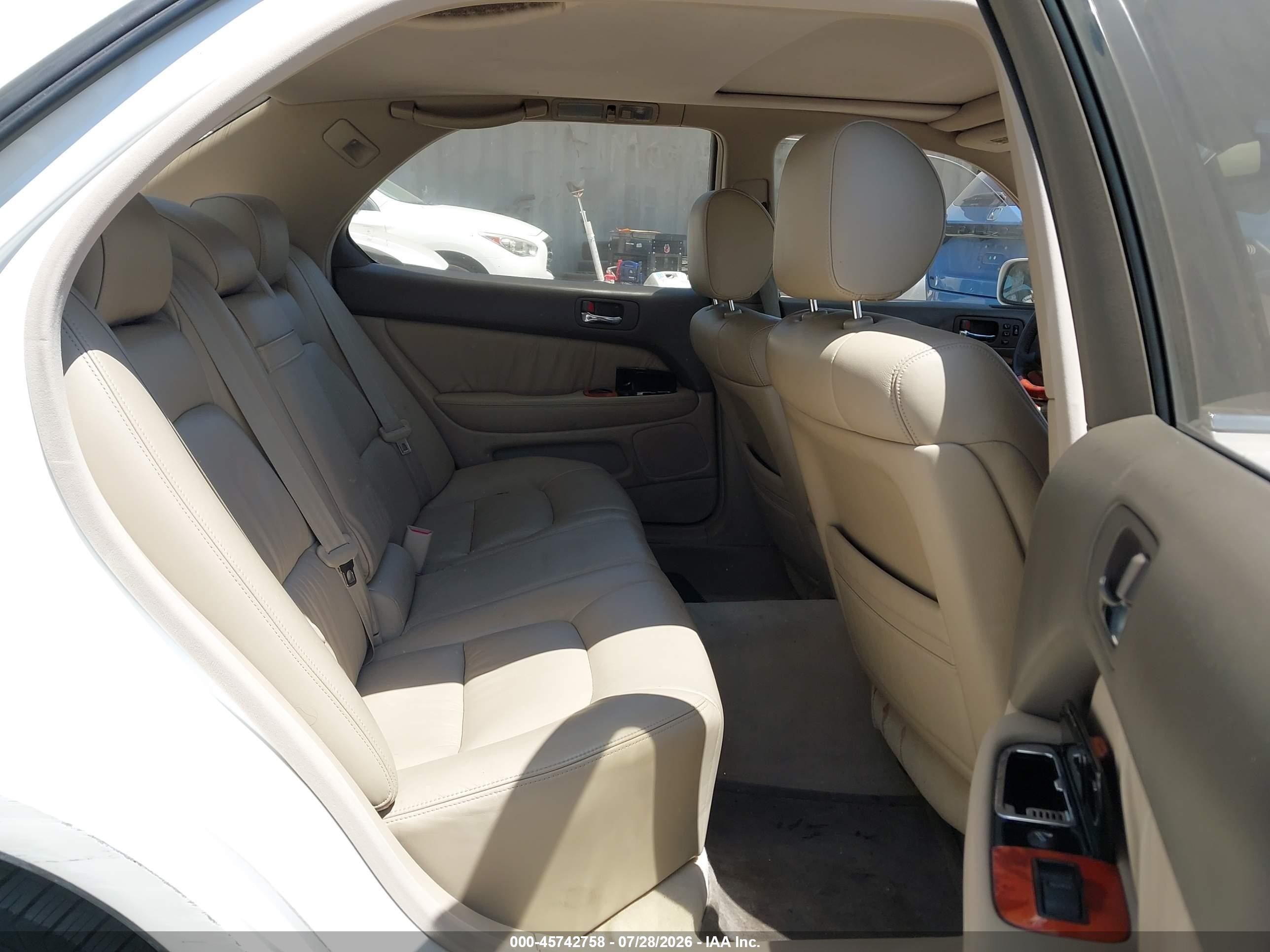 2000 Lexus Ls 400   White vin: JT8BH28F1Y0178502