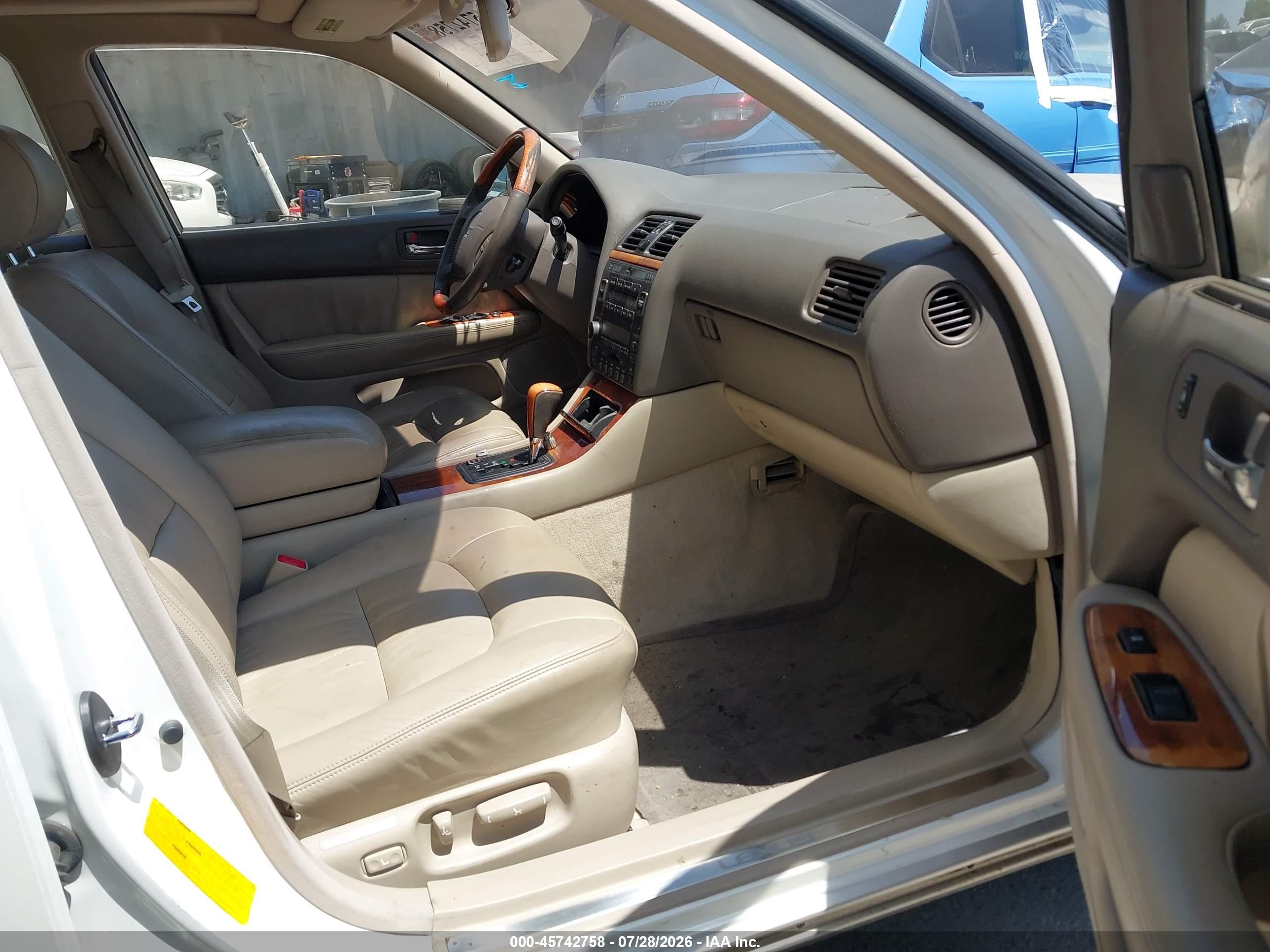 2000 Lexus Ls 400   White vin: JT8BH28F1Y0178502