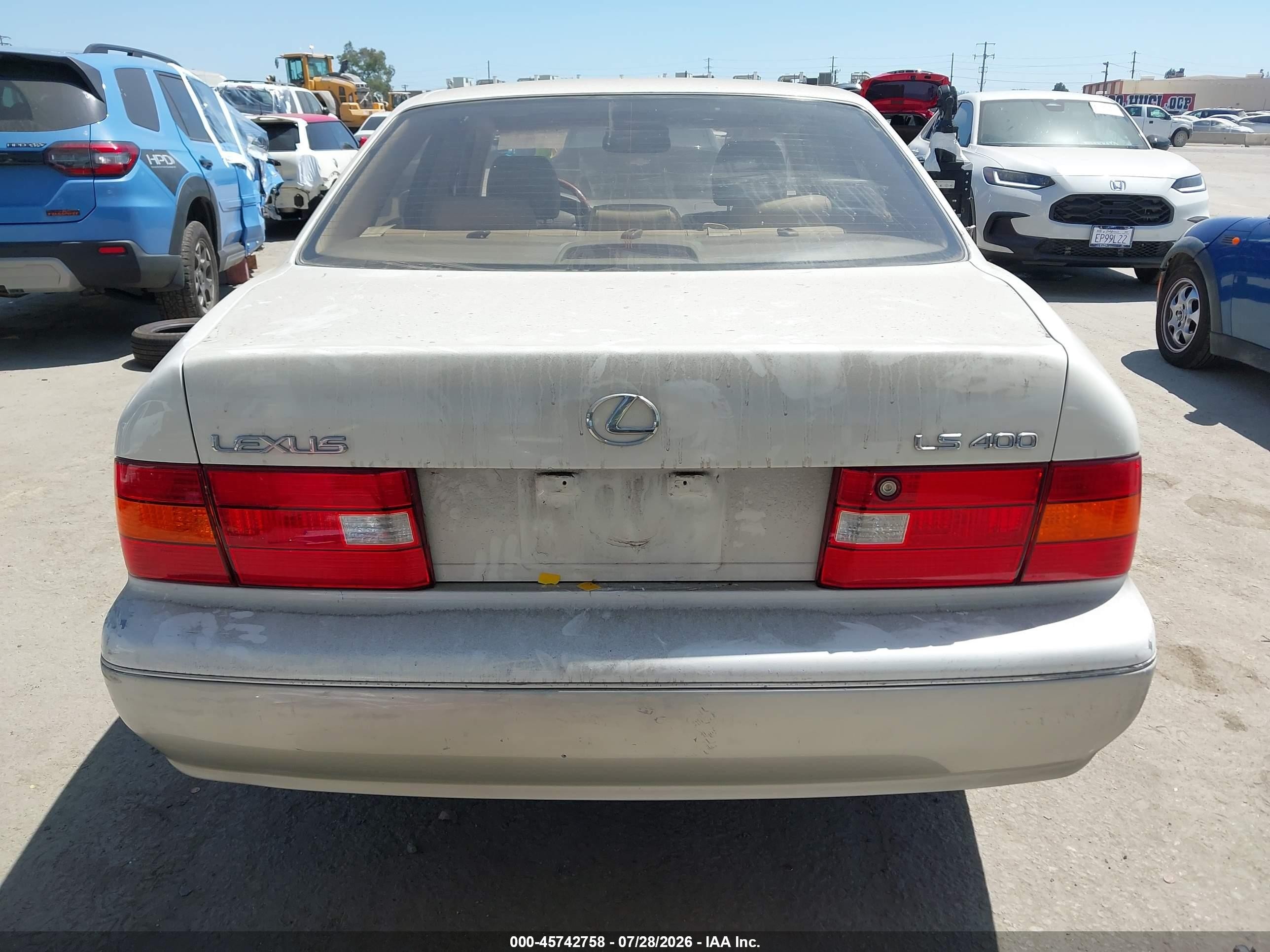 2000 Lexus Ls 400   White vin: JT8BH28F1Y0178502