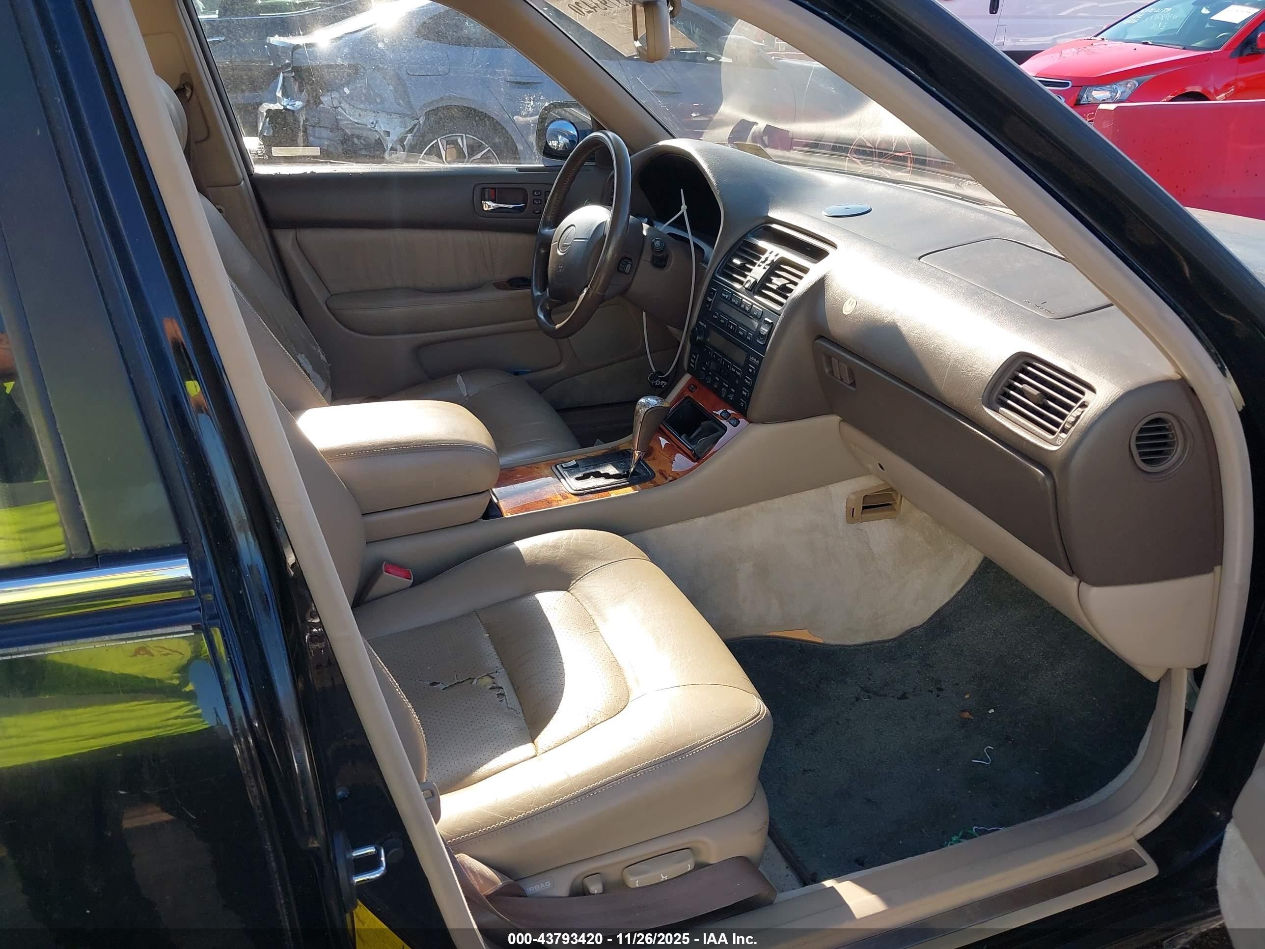 1997 Lexus Ls 400   Черный vin: JT8BH28F2V0092854