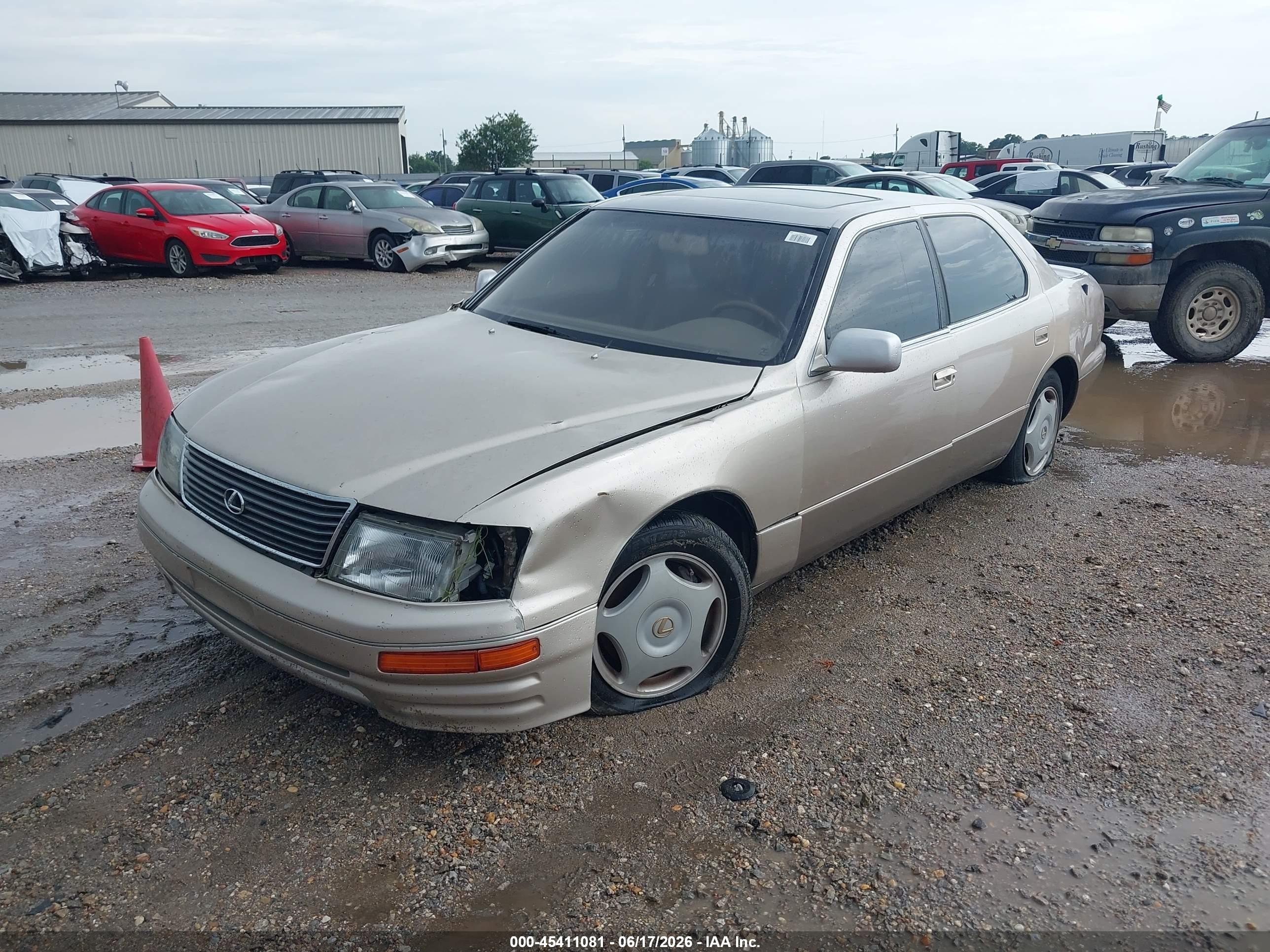 1997 Lexus Ls 400   Золотой vin: JT8BH28F2V0098914