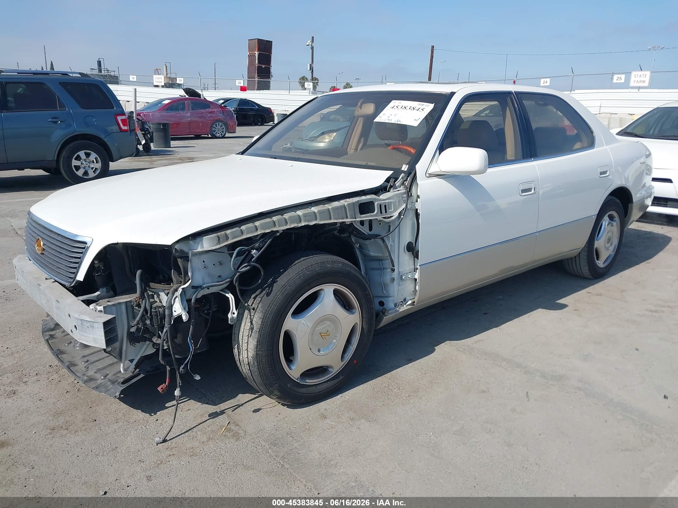 1999 Lexus Ls 400   White vin: JT8BH28F2X0148830