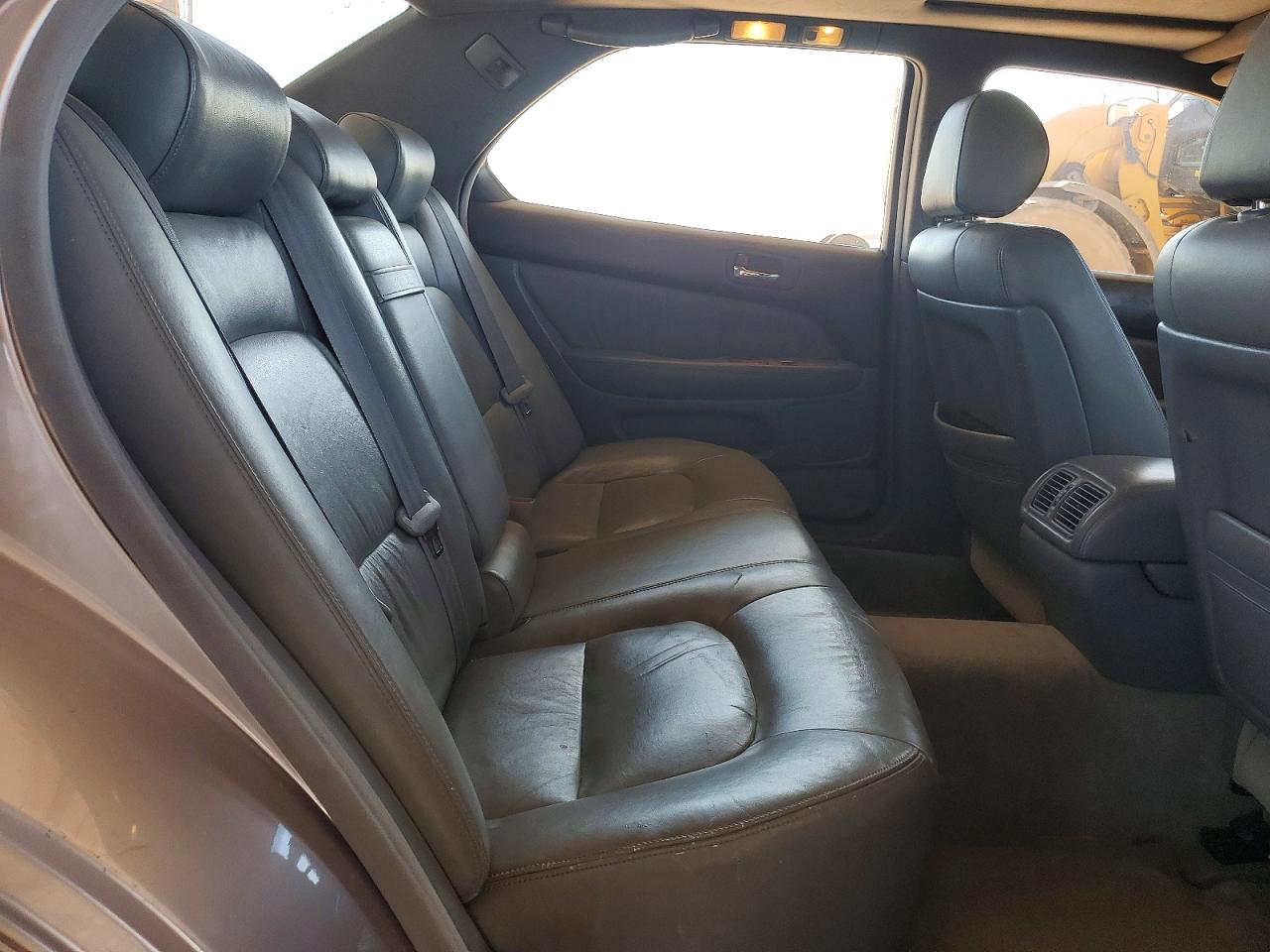 1999 Lexus Ls 400 Silver vin: JT8BH28F2X0148892