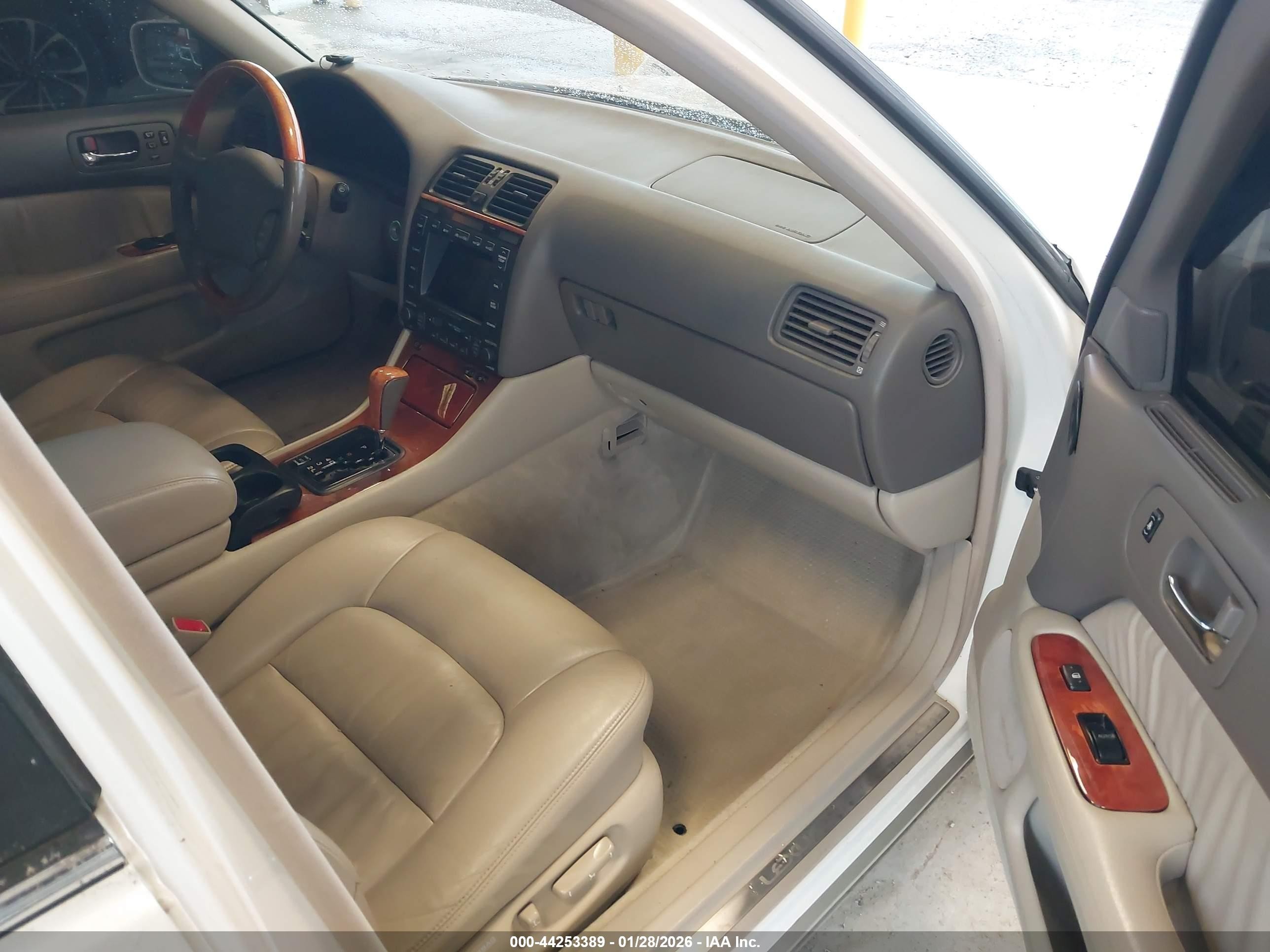 1999 Lexus Ls 400   White vin: JT8BH28F2X0162324