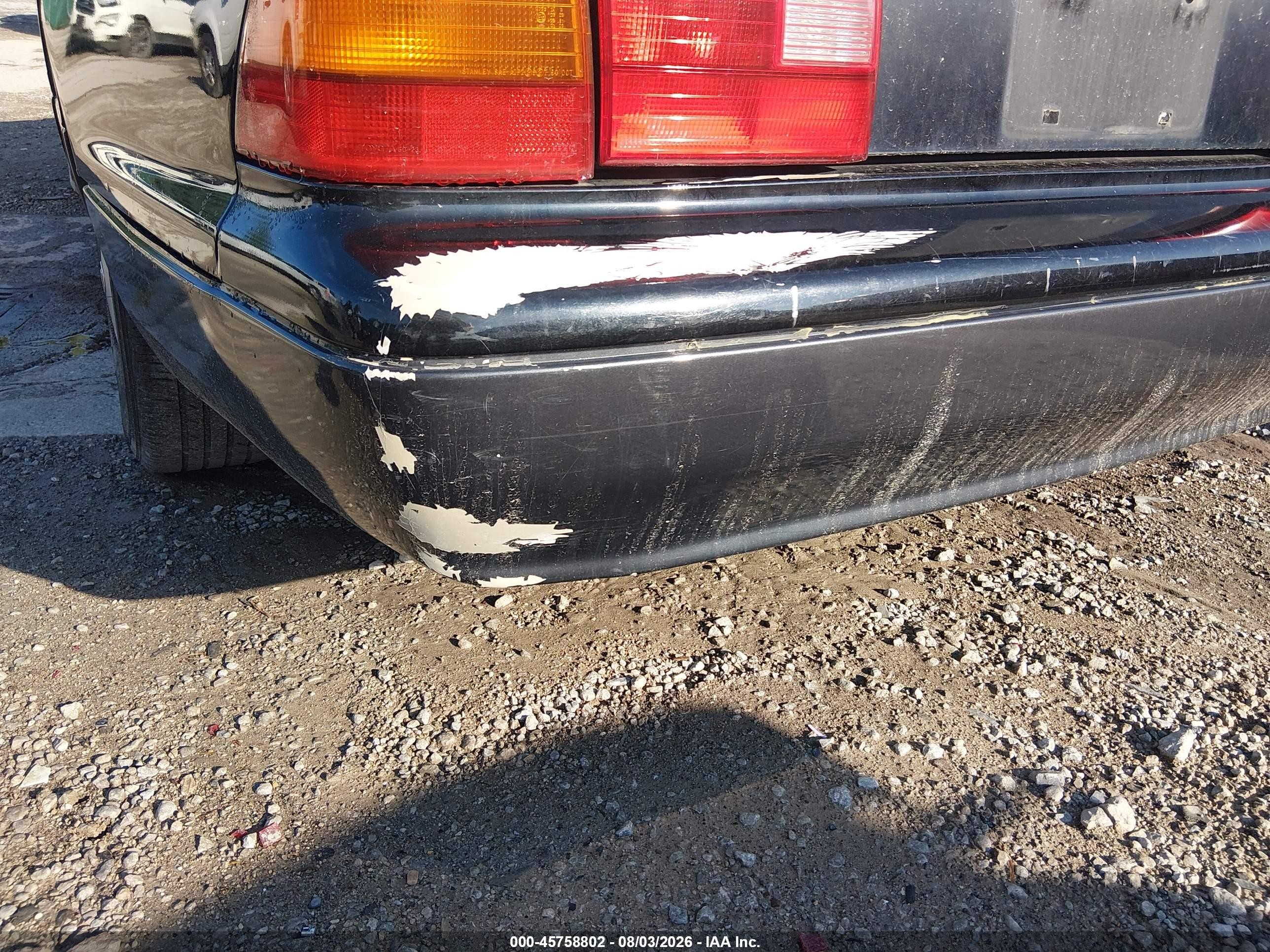 1997 Lexus Ls 400   Black vin: JT8BH28F3V0081894